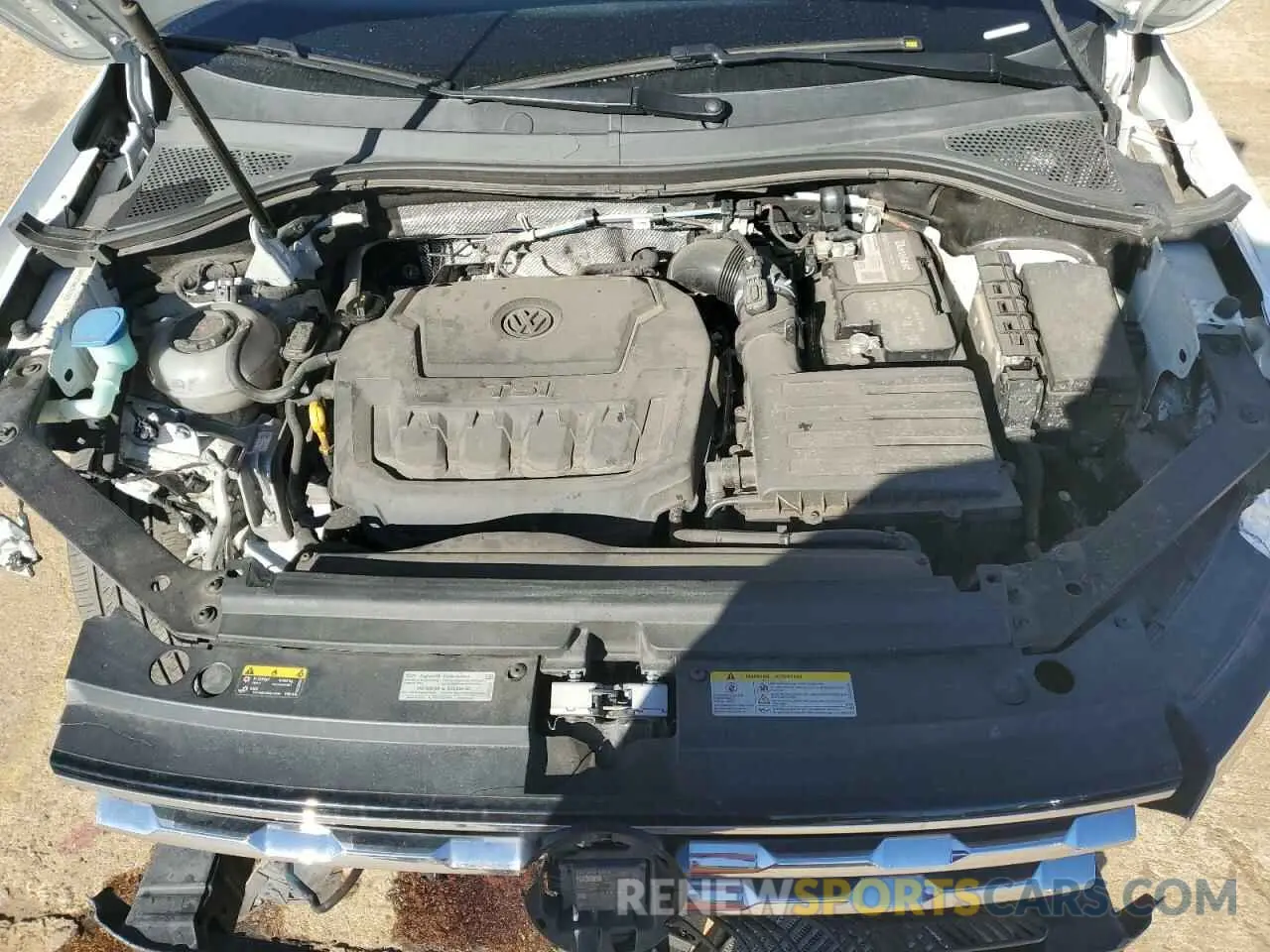 12 Photograph of a damaged car 3VV3B7AX5MM114205 VOLKSWAGEN TIGUAN 2021