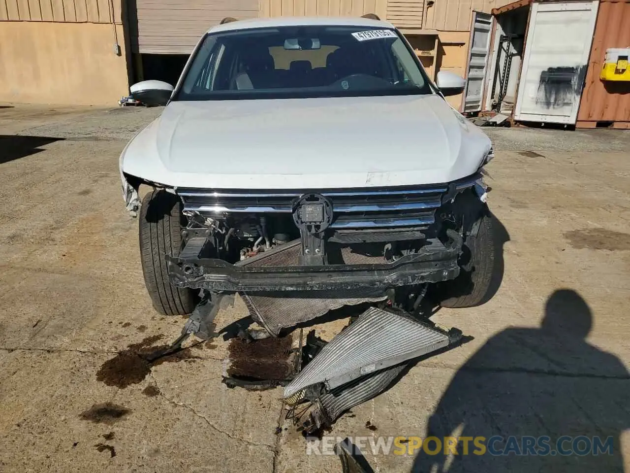 5 Photograph of a damaged car 3VV3B7AX5MM114205 VOLKSWAGEN TIGUAN 2021