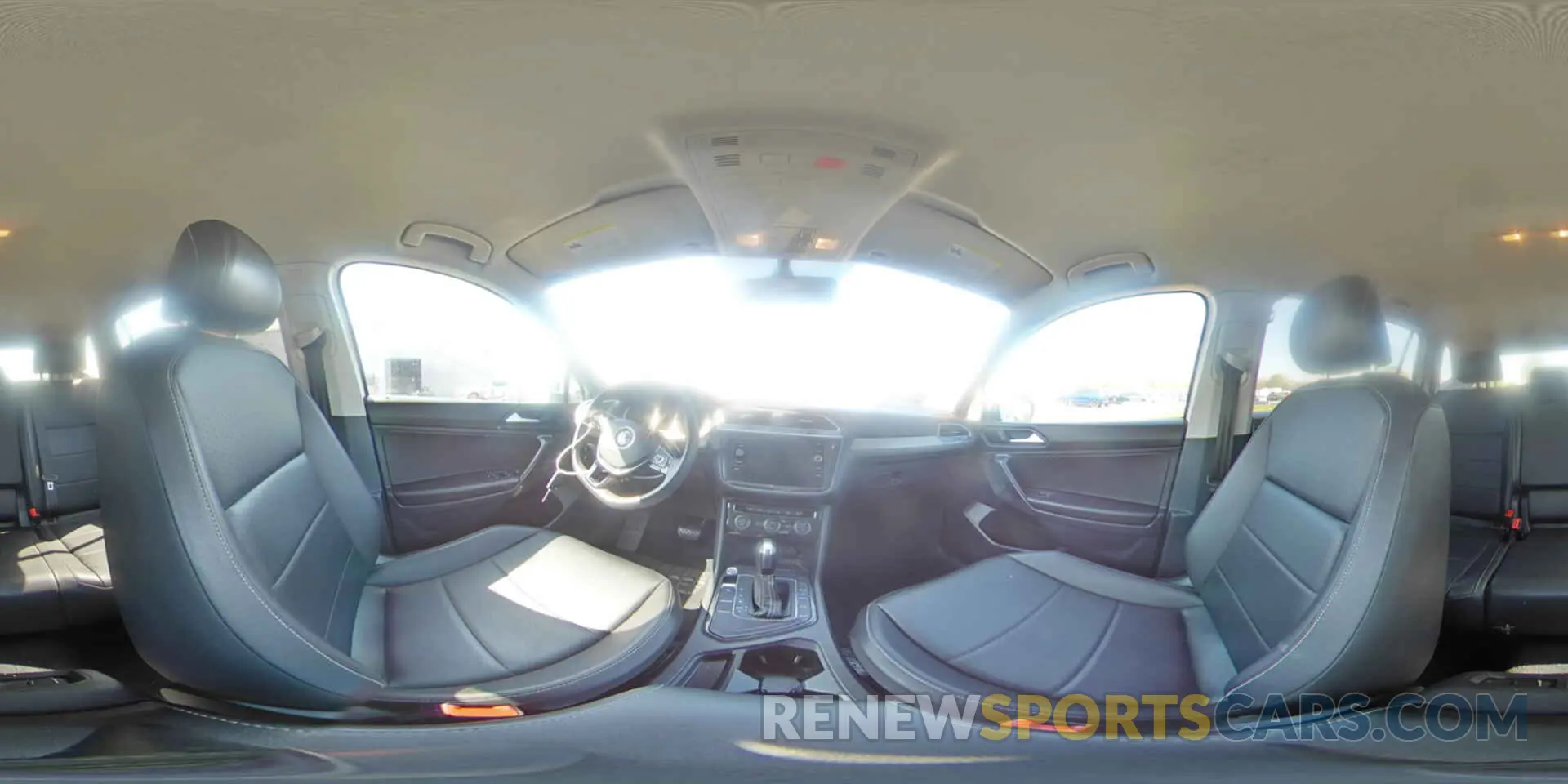 16 Photograph of a damaged car 3VV3B7AX6MM068304 VOLKSWAGEN TIGUAN 2021