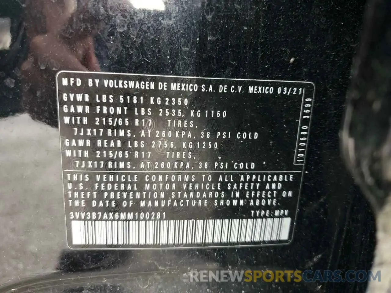 13 Photograph of a damaged car 3VV3B7AX6MM100281 VOLKSWAGEN TIGUAN 2021