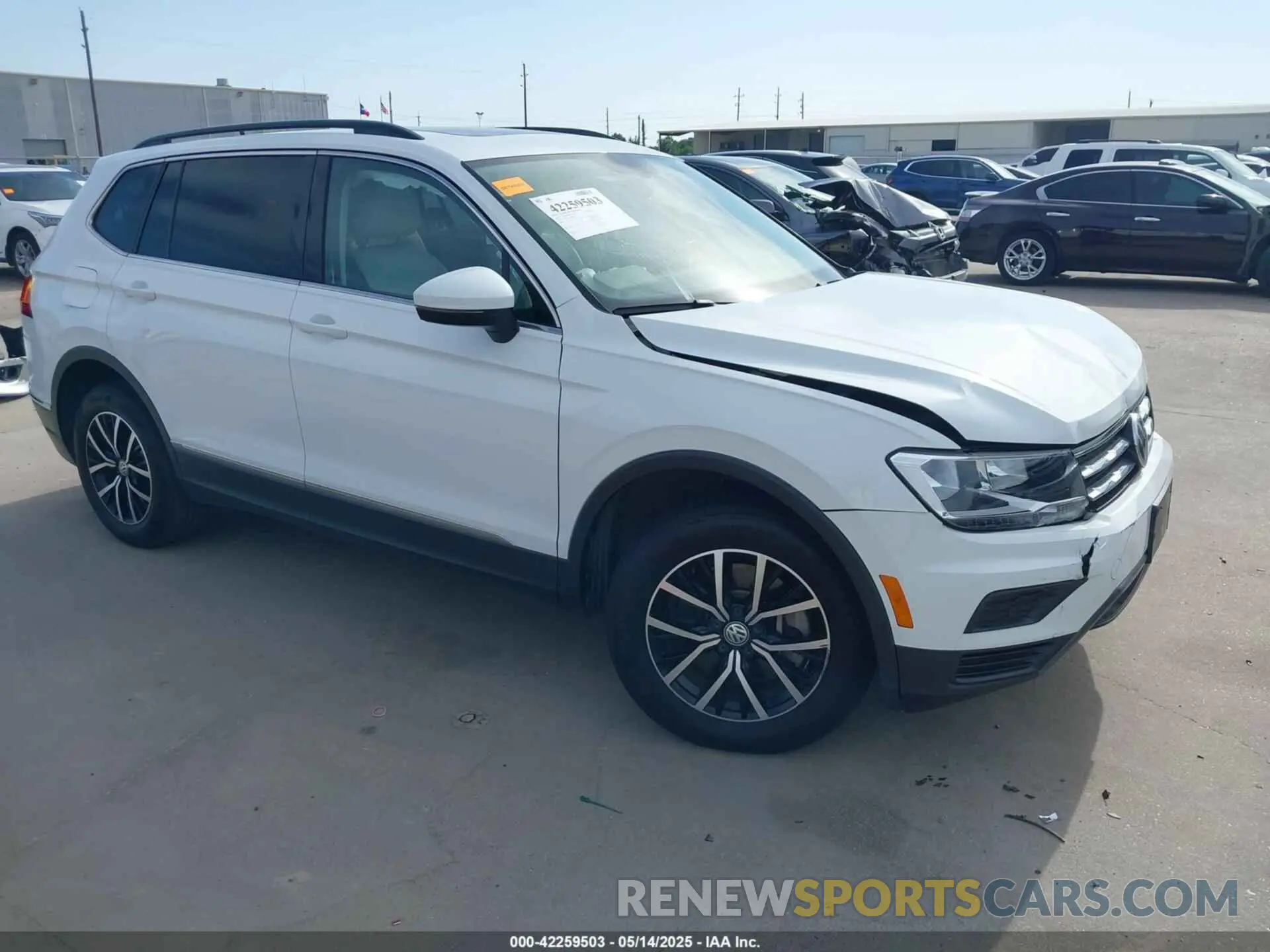 1 Photograph of a damaged car 3VV3B7AX7MM065332 VOLKSWAGEN TIGUAN 2021