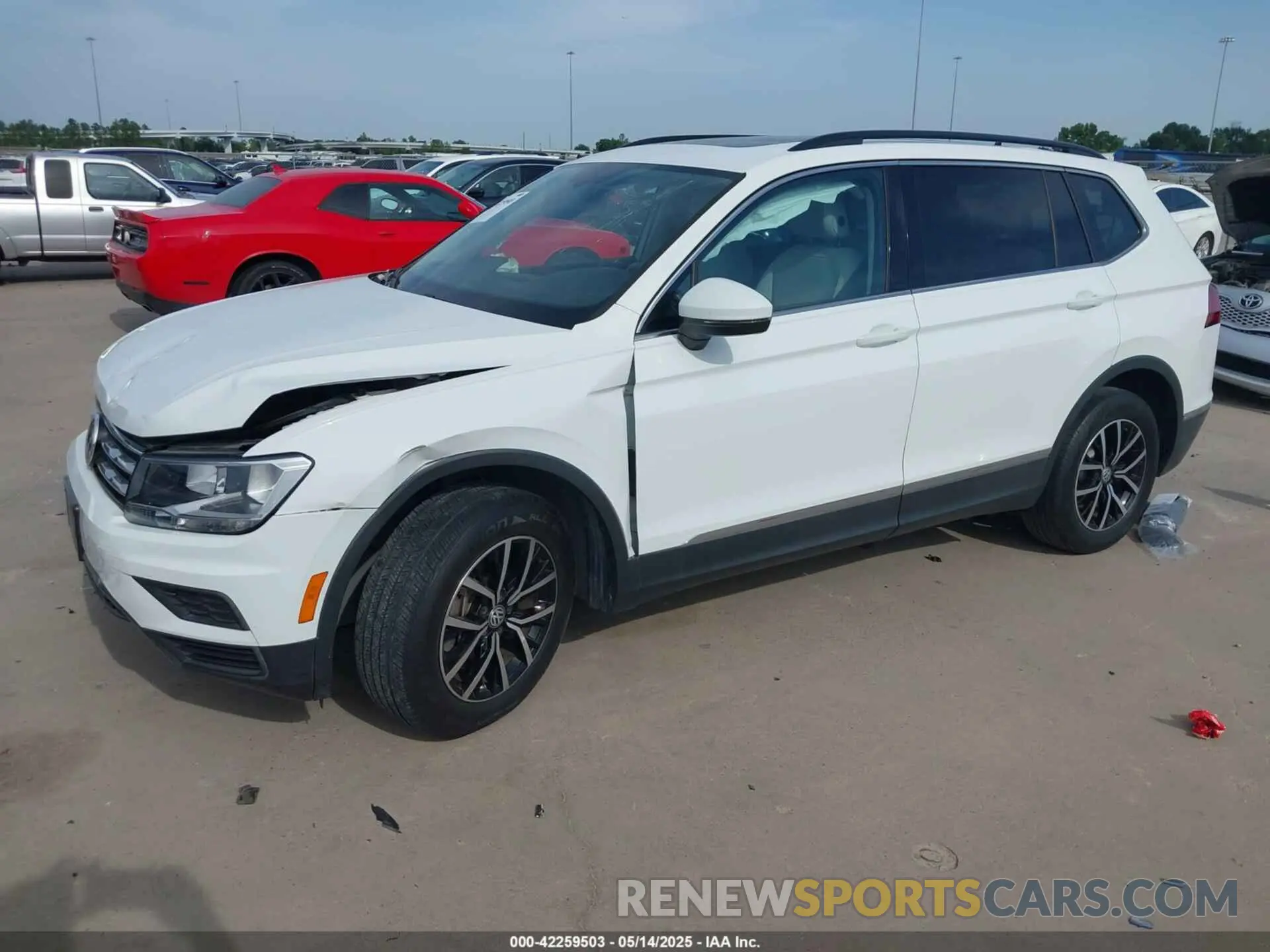 2 Photograph of a damaged car 3VV3B7AX7MM065332 VOLKSWAGEN TIGUAN 2021