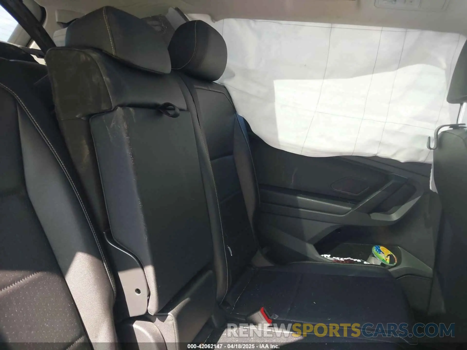 8 Photograph of a damaged car 3VV3B7AX7MM080266 VOLKSWAGEN TIGUAN 2021