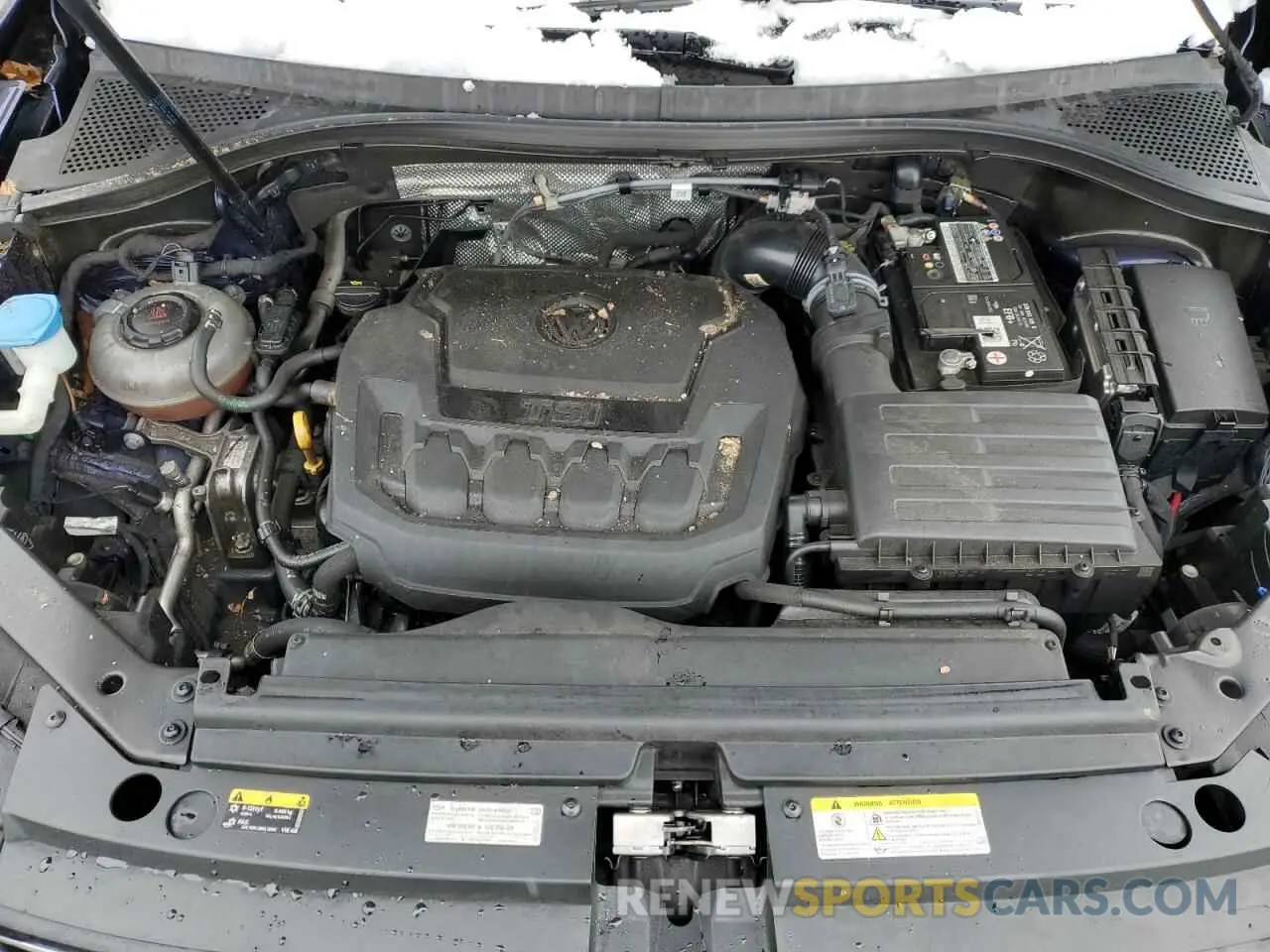 11 Photograph of a damaged car 3VV3B7AX7MM104470 VOLKSWAGEN TIGUAN 2021