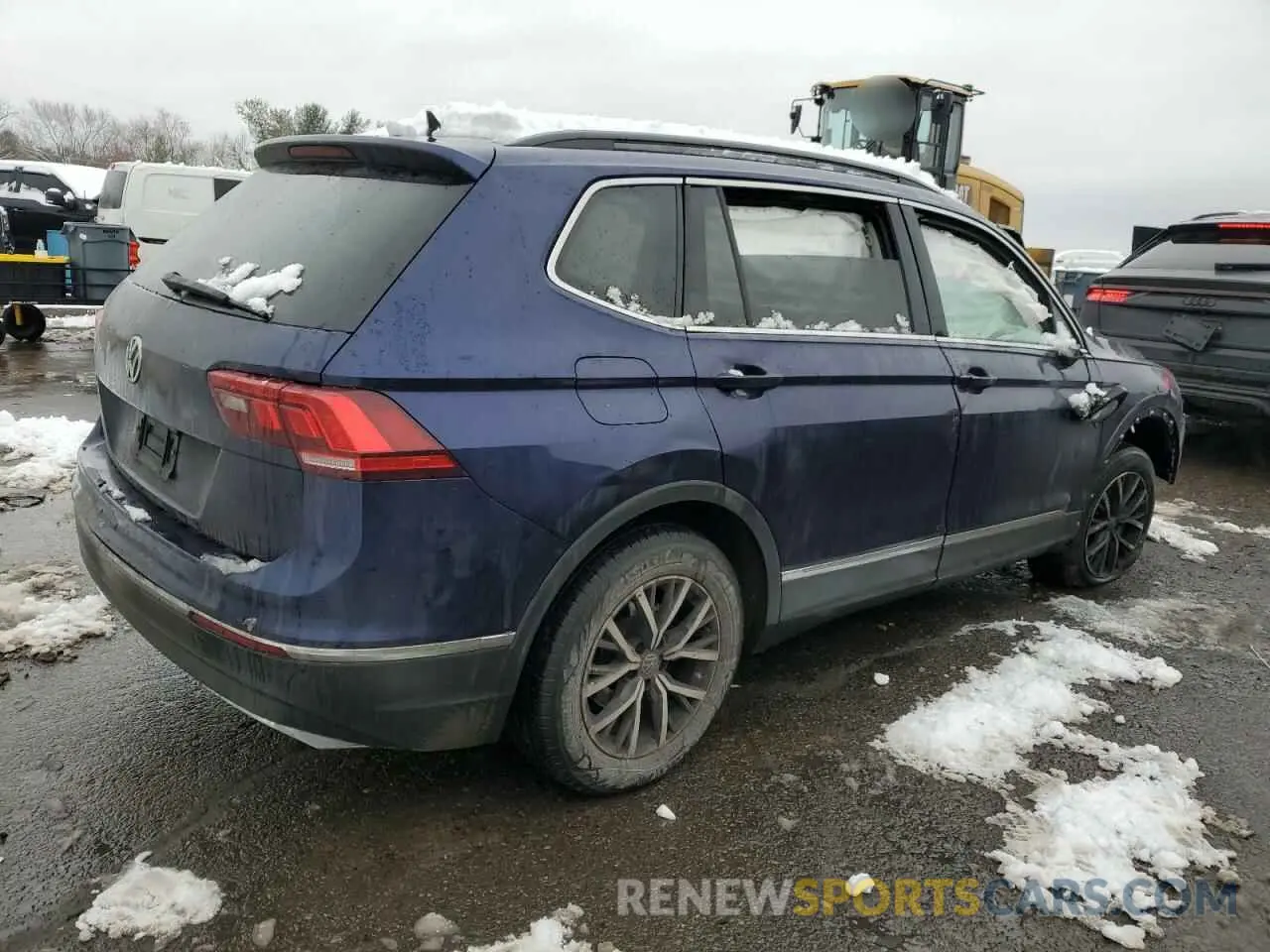 3 Photograph of a damaged car 3VV3B7AX7MM104470 VOLKSWAGEN TIGUAN 2021