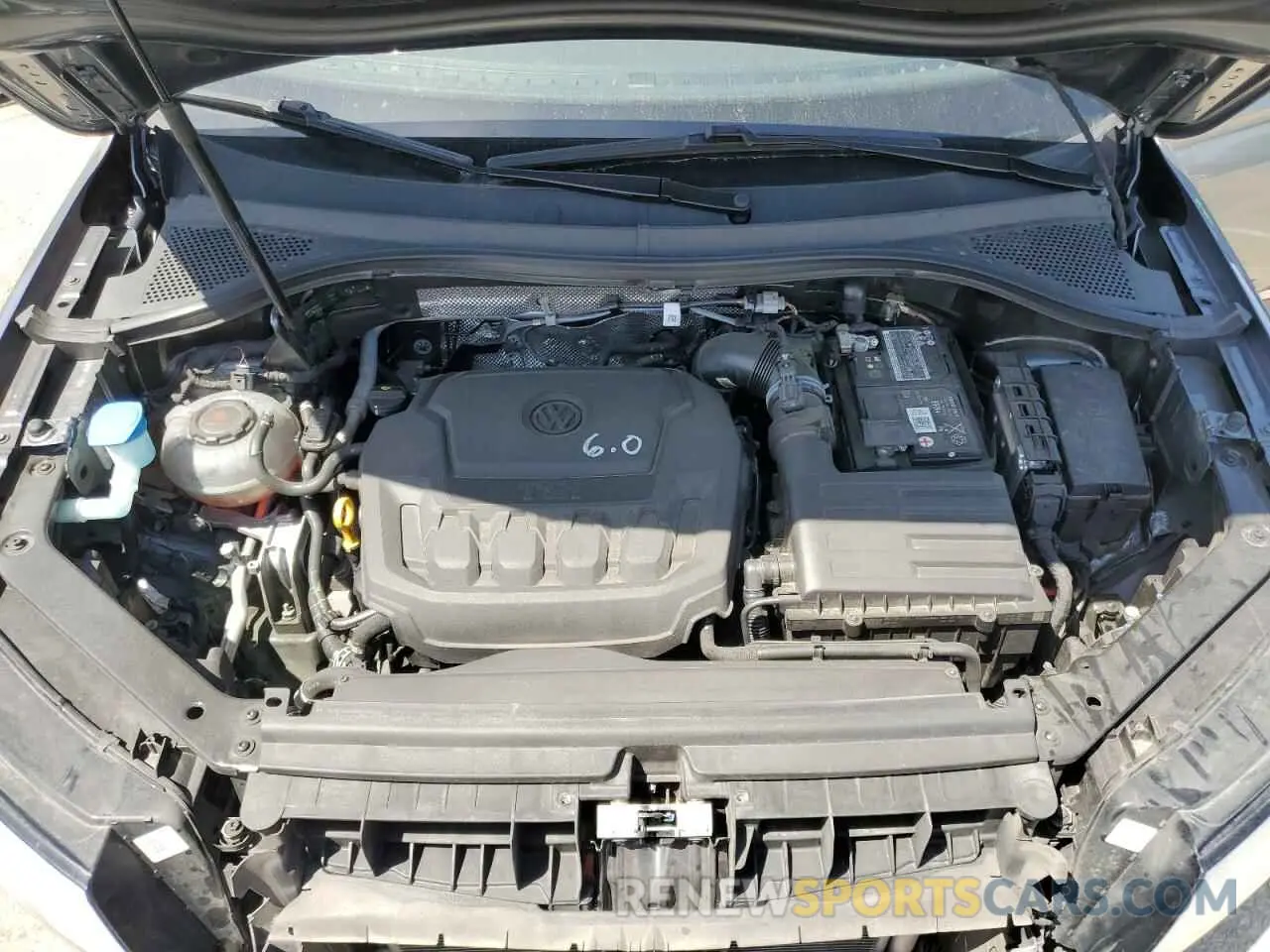 12 Photograph of a damaged car 3VV3B7AX7MM118689 VOLKSWAGEN TIGUAN 2021