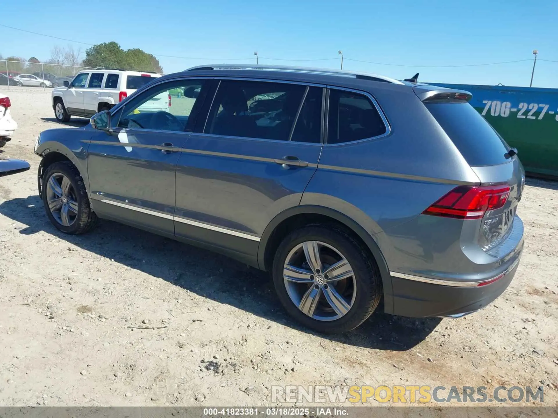 3 Photograph of a damaged car 3VV3B7AX8MM029357 VOLKSWAGEN TIGUAN 2021