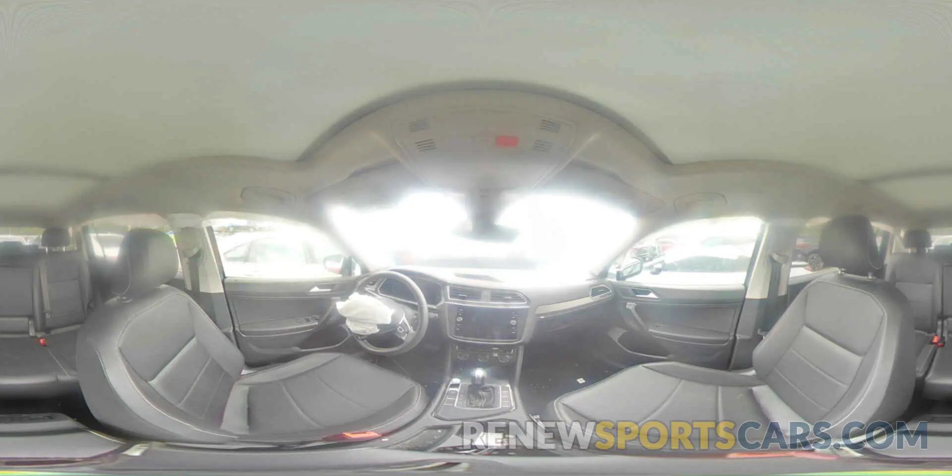 13 Photograph of a damaged car 3VV3B7AX8MM104042 VOLKSWAGEN TIGUAN 2021
