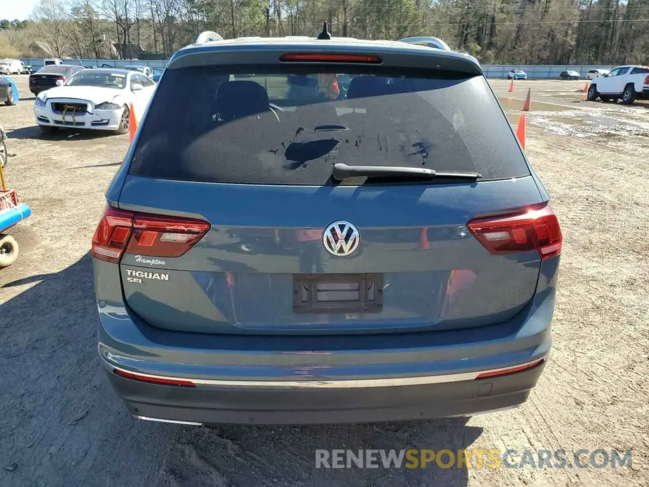 6 Photograph of a damaged car 3VV3B7AX8MM104042 VOLKSWAGEN TIGUAN 2021