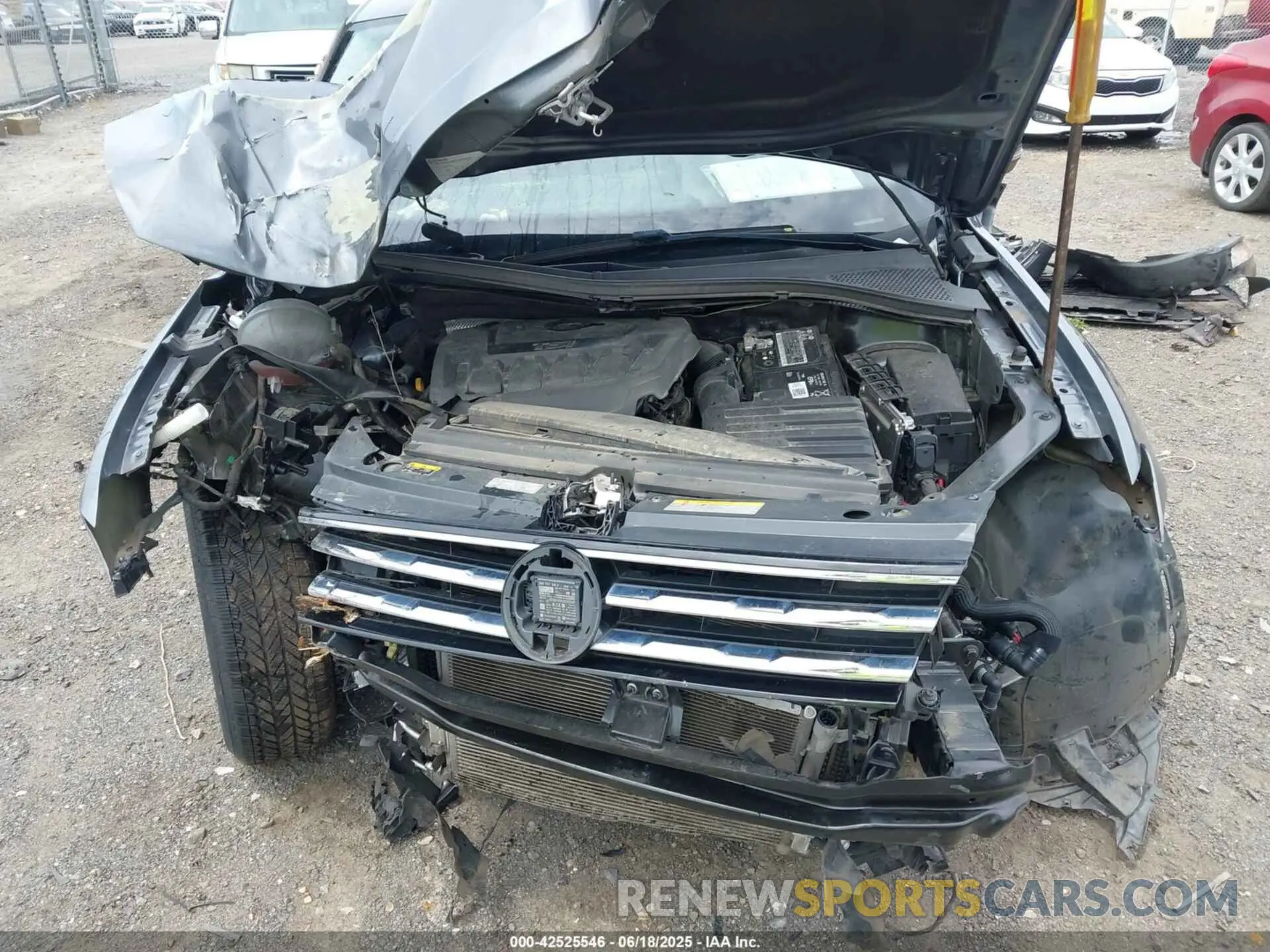 10 Photograph of a damaged car 3VV3B7AX8MM159316 VOLKSWAGEN TIGUAN 2021