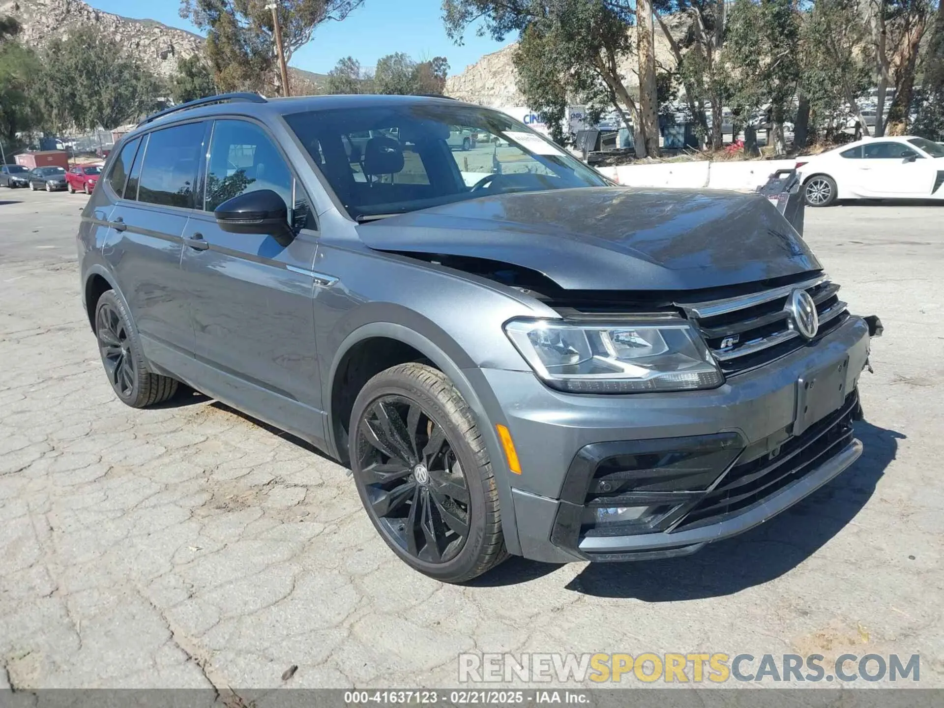 1 Photograph of a damaged car 3VV3B7AX9MM007822 VOLKSWAGEN TIGUAN 2021