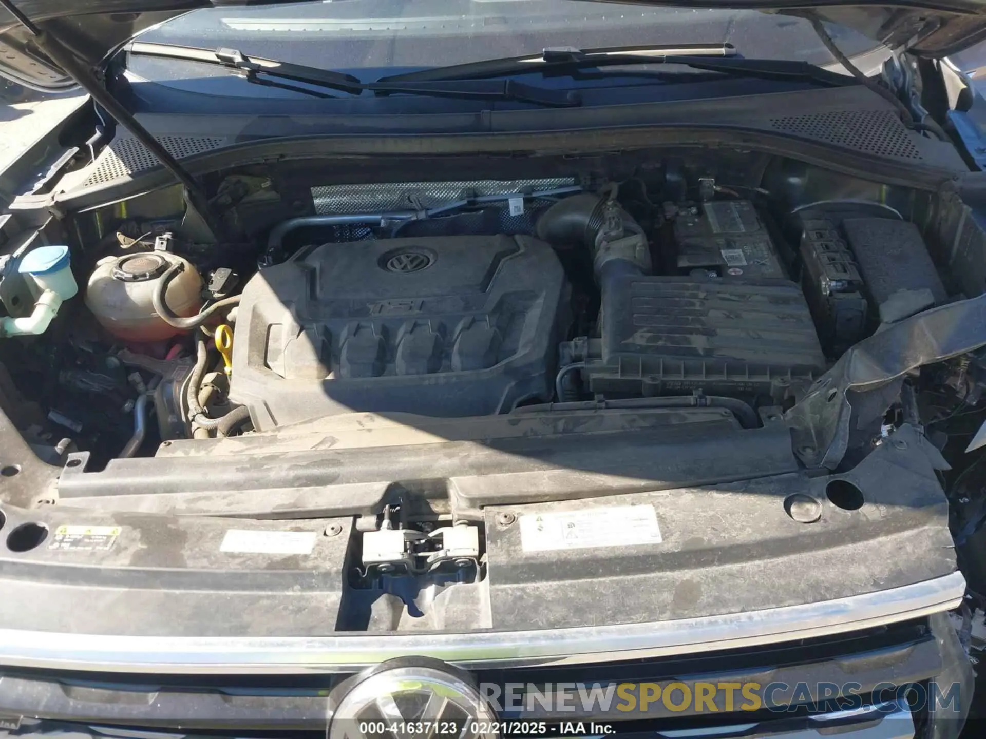 10 Photograph of a damaged car 3VV3B7AX9MM007822 VOLKSWAGEN TIGUAN 2021