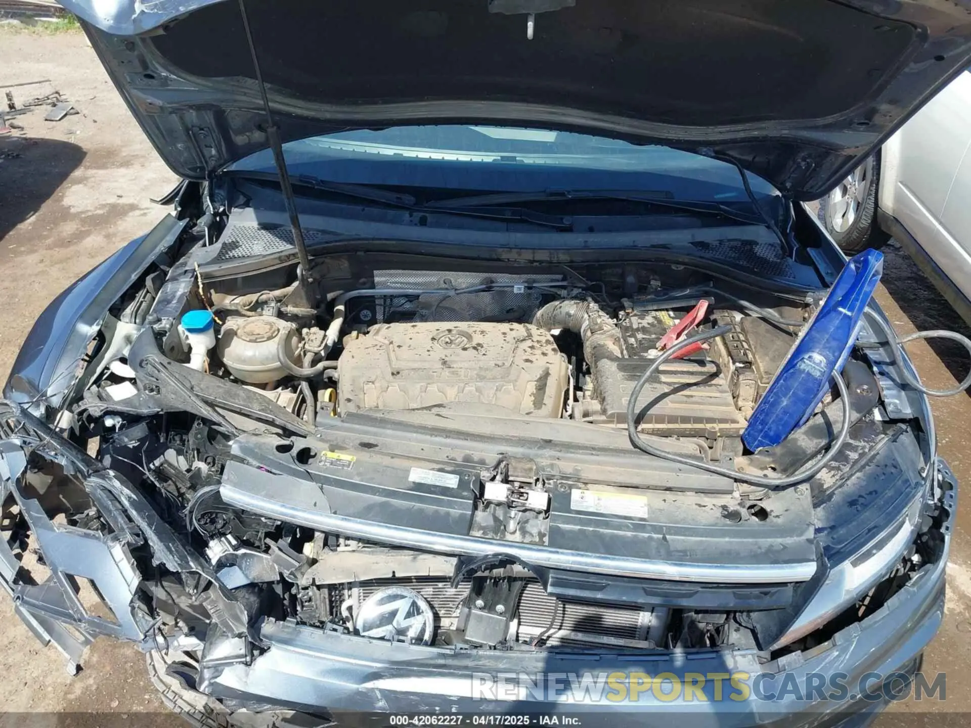 10 Photograph of a damaged car 3VV3B7AX9MM020165 VOLKSWAGEN TIGUAN 2021