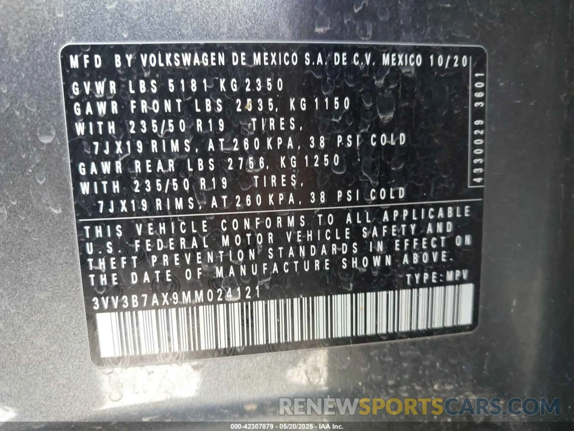 9 Photograph of a damaged car 3VV3B7AX9MM024121 VOLKSWAGEN TIGUAN 2021