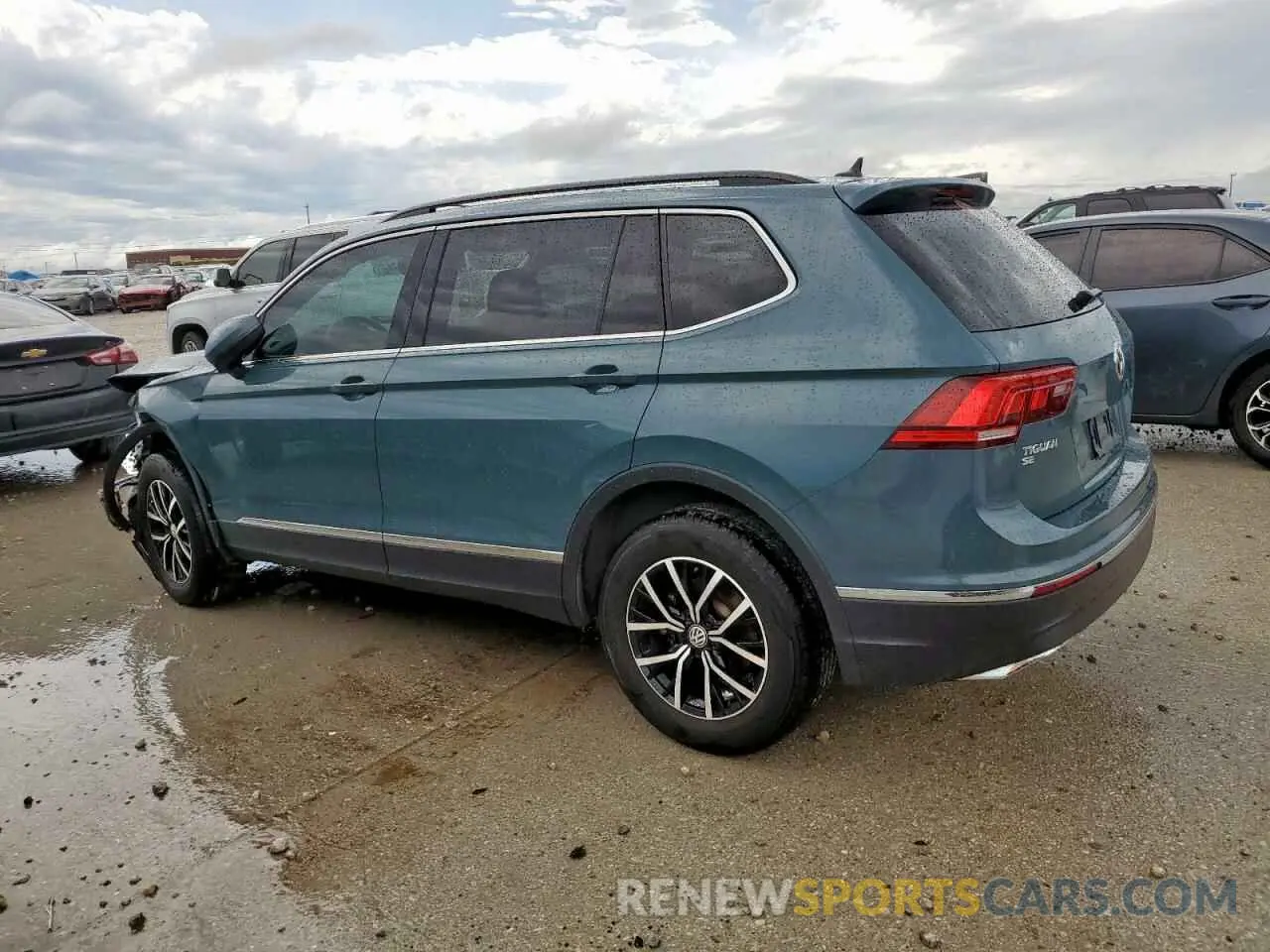 2 Photograph of a damaged car 3VV3B7AX9MM066823 VOLKSWAGEN TIGUAN 2021