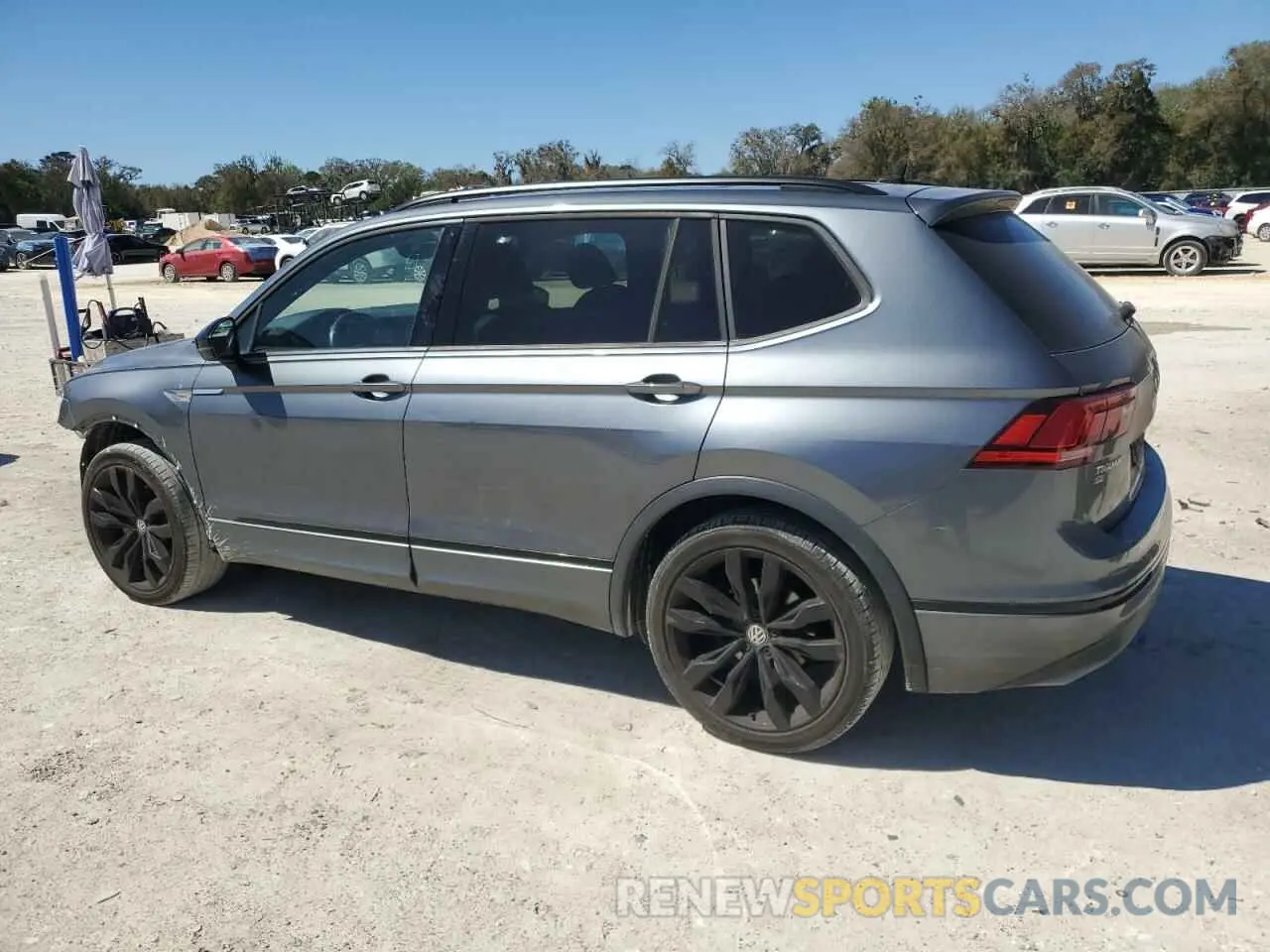 2 Photograph of a damaged car 3VV3B7AX9MM090023 VOLKSWAGEN TIGUAN 2021