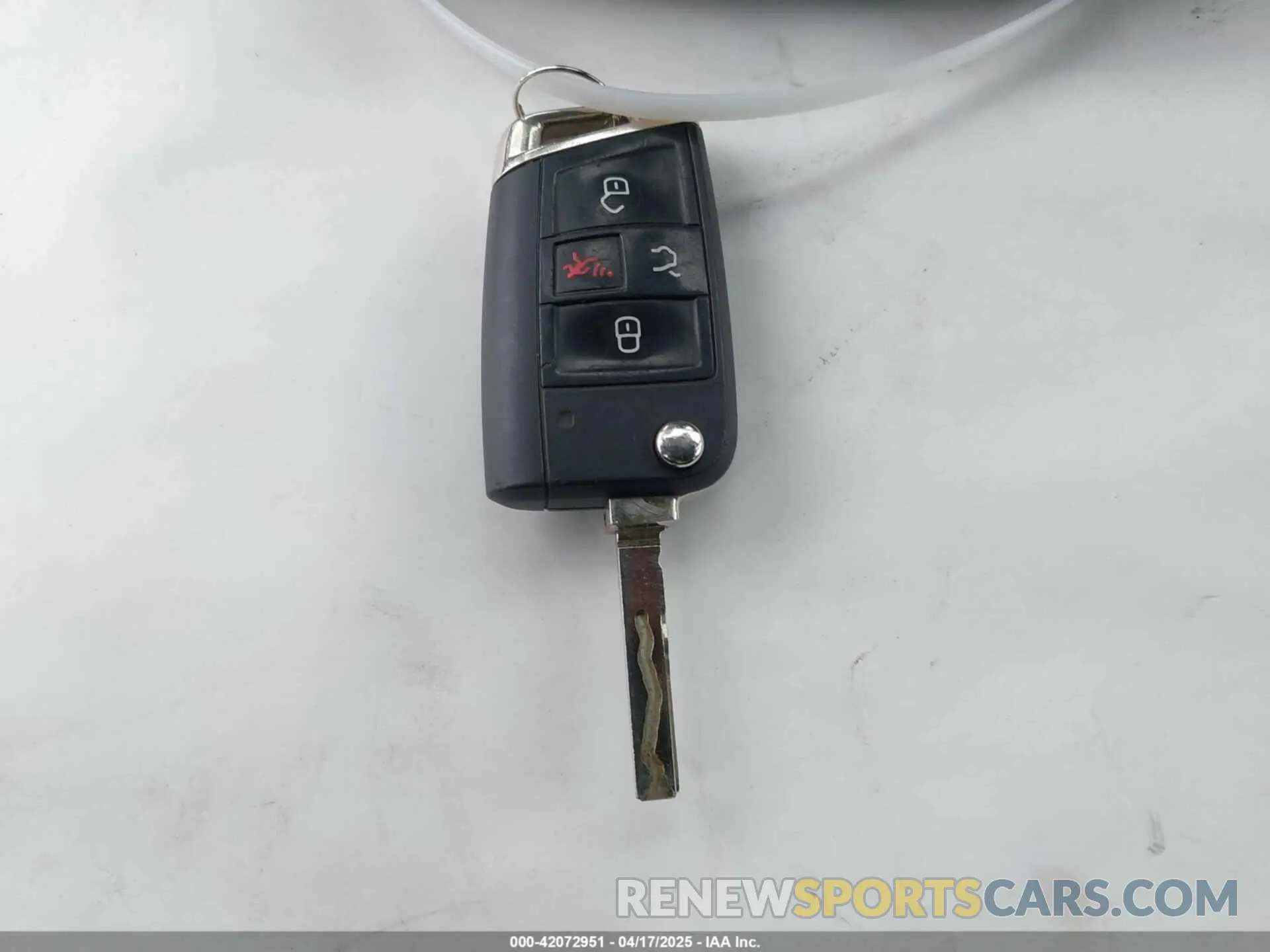 11 Photograph of a damaged car 3VV3B7AX9MM091043 VOLKSWAGEN TIGUAN 2021