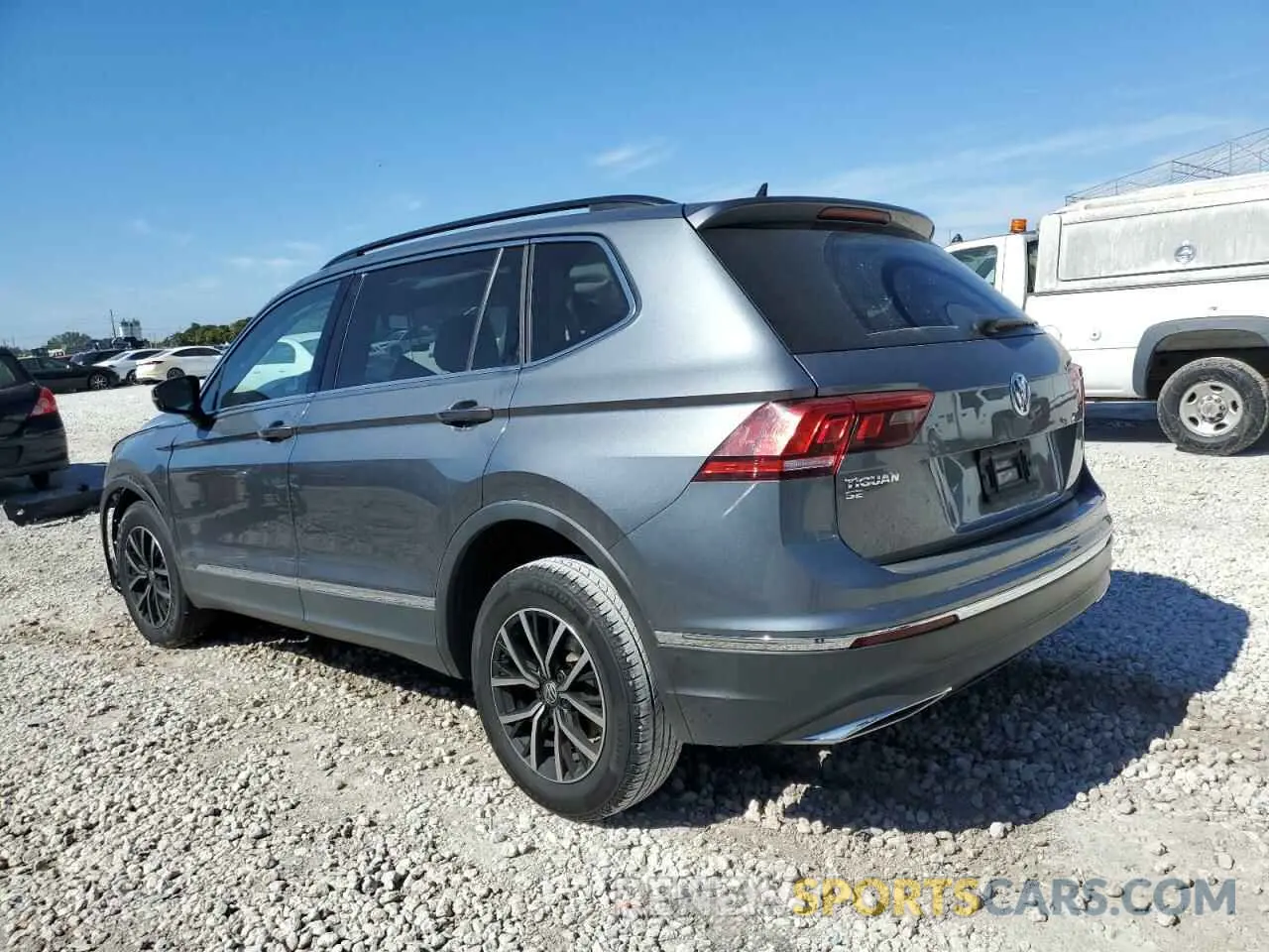 2 Photograph of a damaged car 3VV3B7AXXMM005822 VOLKSWAGEN TIGUAN 2021