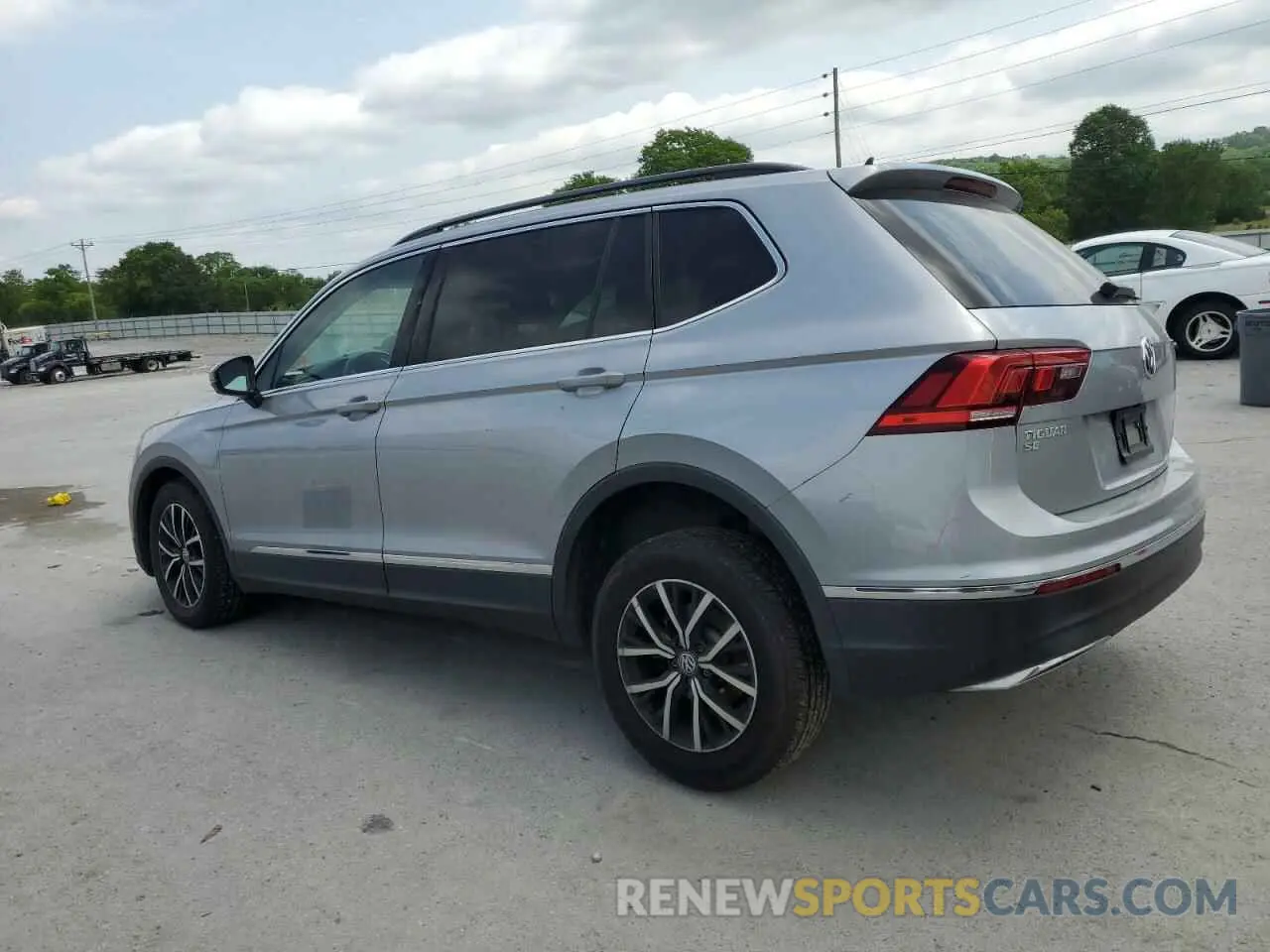 2 Photograph of a damaged car 3VV3B7AXXMM009210 VOLKSWAGEN TIGUAN 2021