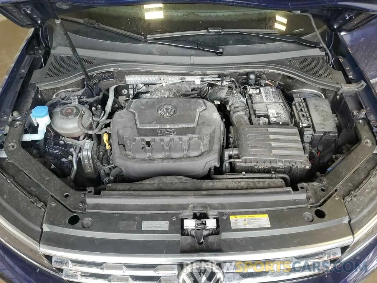 12 Photograph of a damaged car 3VV4B7AX1MM031584 VOLKSWAGEN TIGUAN 2021