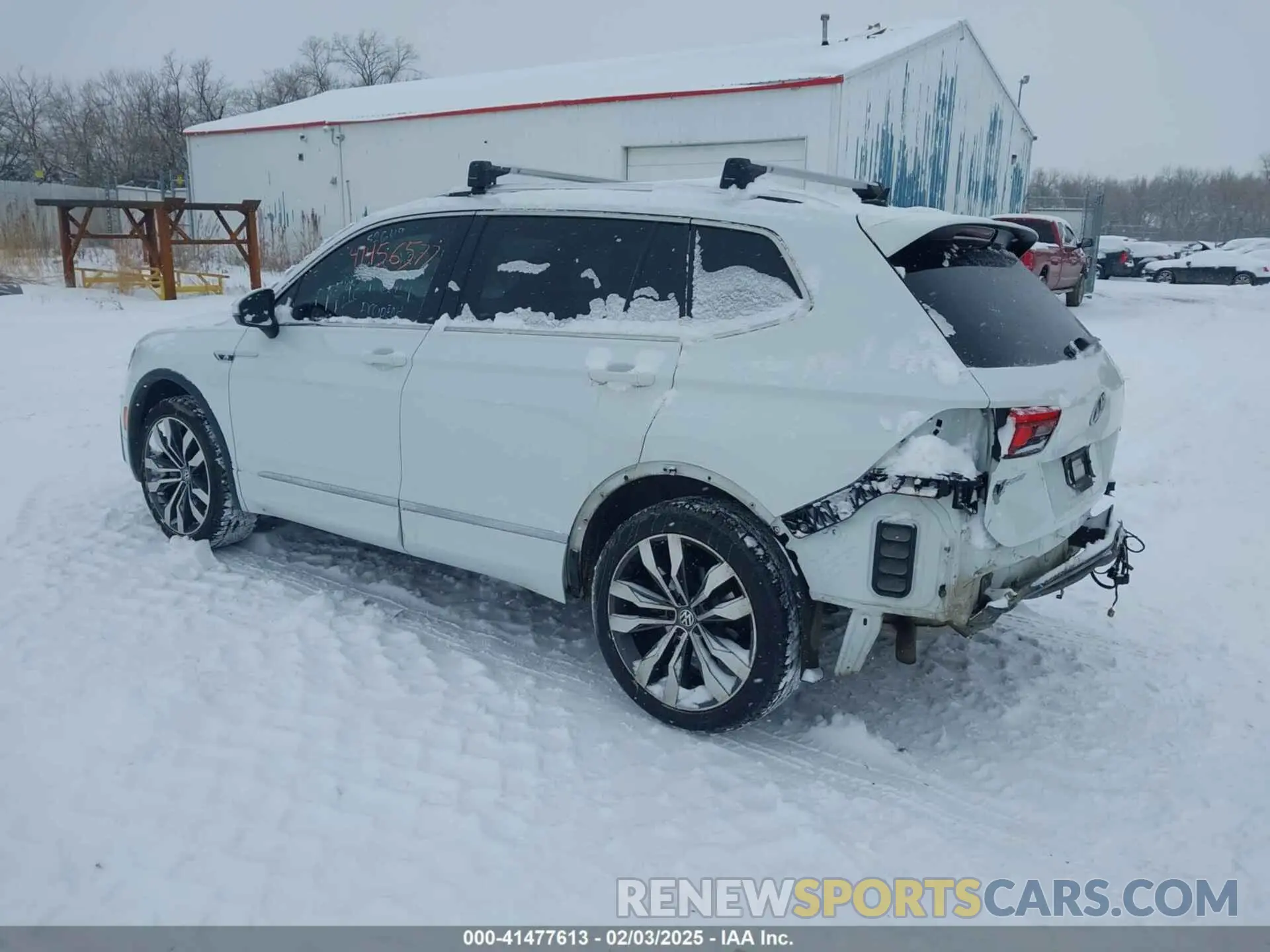 3 Photograph of a damaged car 3VV4B7AX3MM153105 VOLKSWAGEN TIGUAN 2021