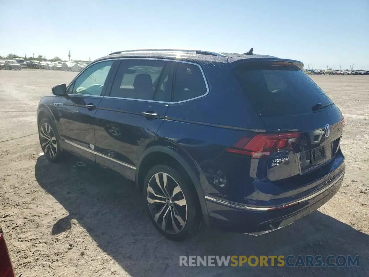2 Photograph of a damaged car 3VV4B7AX7MM121323 VOLKSWAGEN TIGUAN 2021