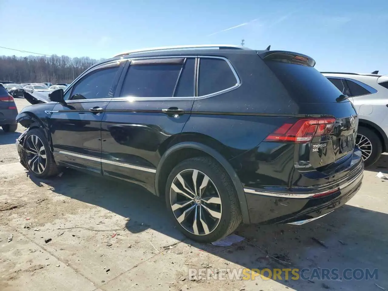2 Photograph of a damaged car 3VV4B7AX9MM062274 VOLKSWAGEN TIGUAN 2021