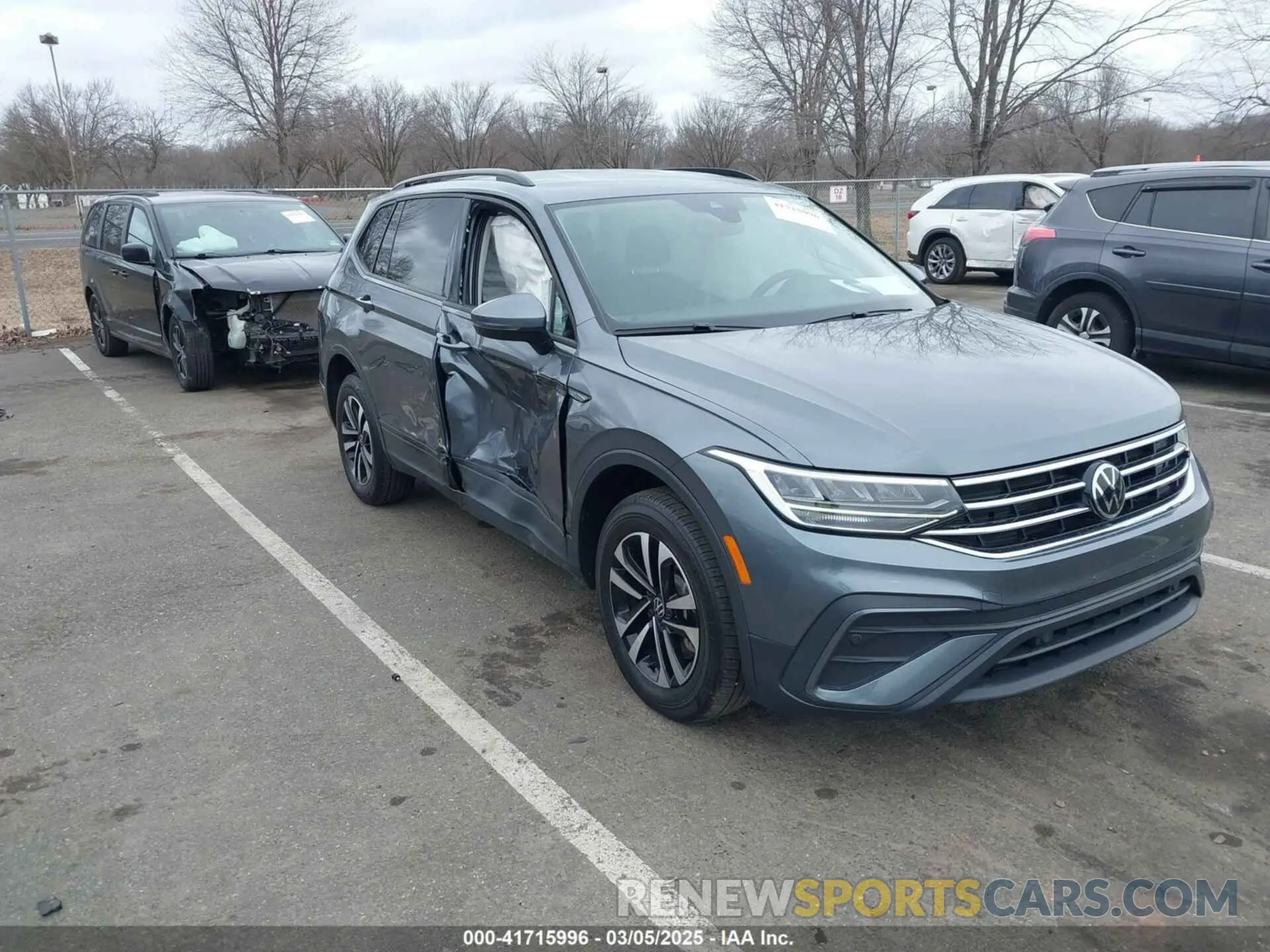 6 Photograph of a damaged car 3VV0B7AX1NM042942 VOLKSWAGEN TIGUAN 2022