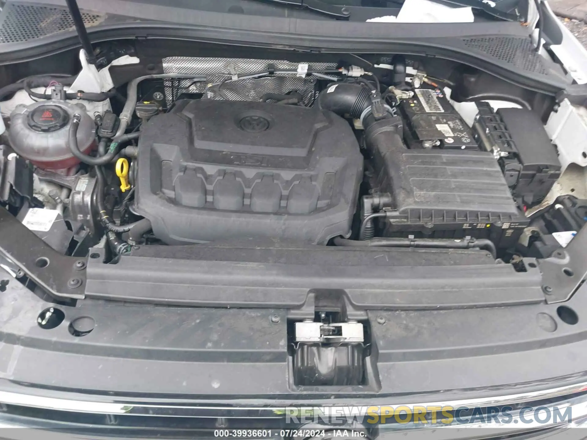 10 Photograph of a damaged car 3VV0B7AX2NM080597 VOLKSWAGEN TIGUAN 2022