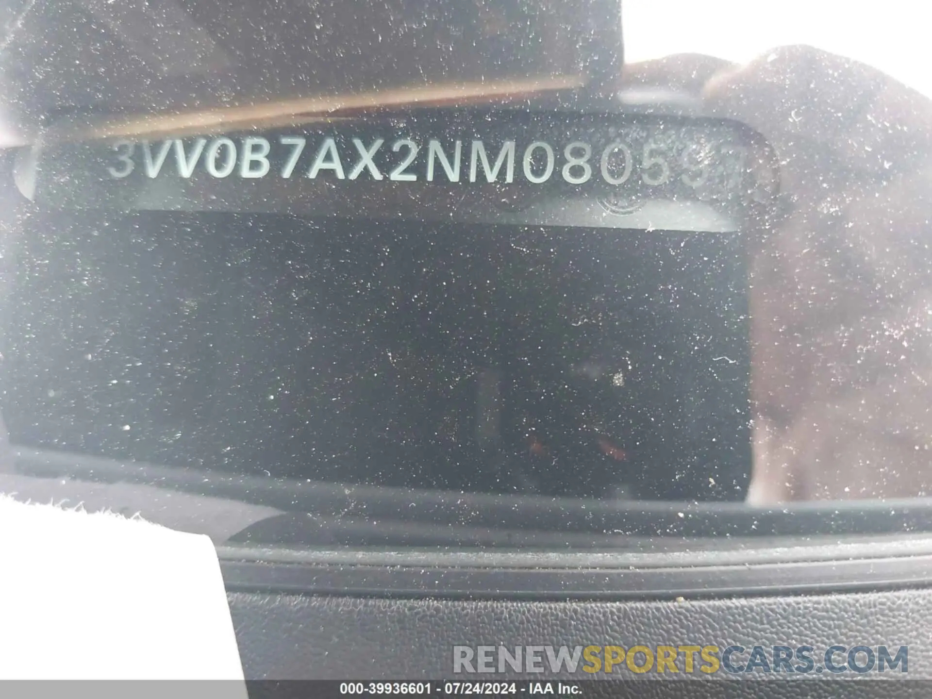 17 Photograph of a damaged car 3VV0B7AX2NM080597 VOLKSWAGEN TIGUAN 2022