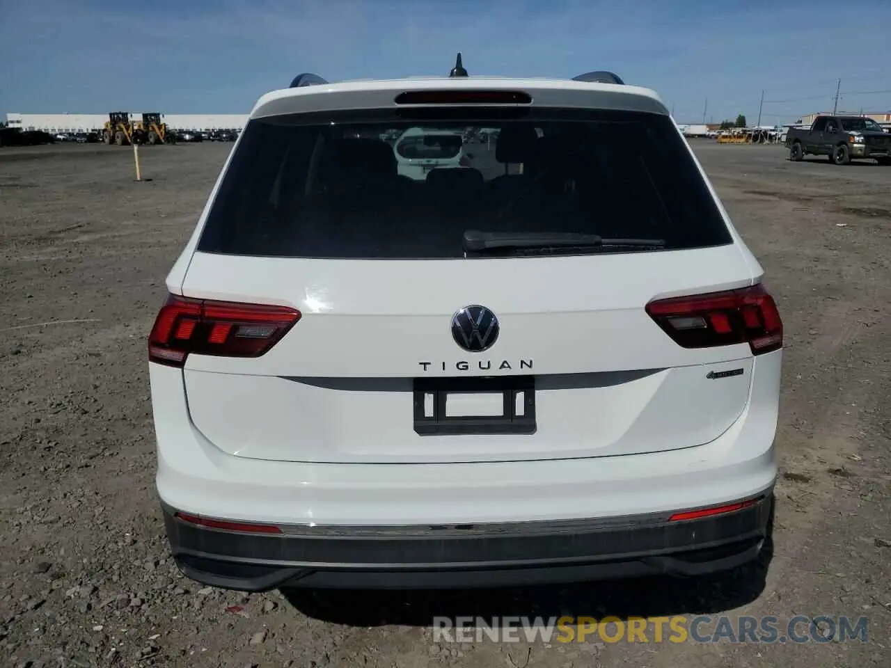 6 Photograph of a damaged car 3VV0B7AX5NM117724 VOLKSWAGEN TIGUAN 2022