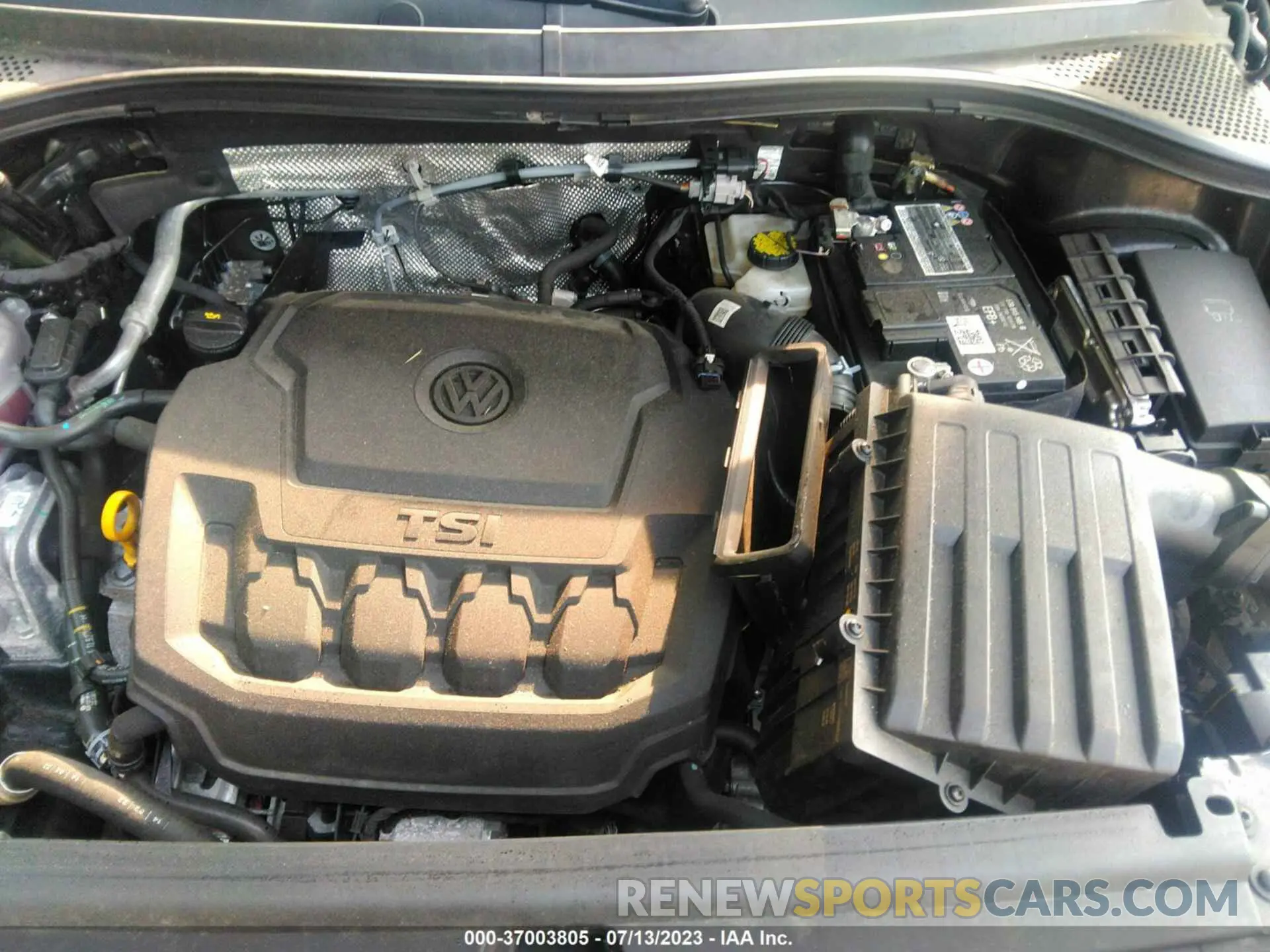 10 Photograph of a damaged car 3VV0B7AX7NM108555 VOLKSWAGEN TIGUAN 2022