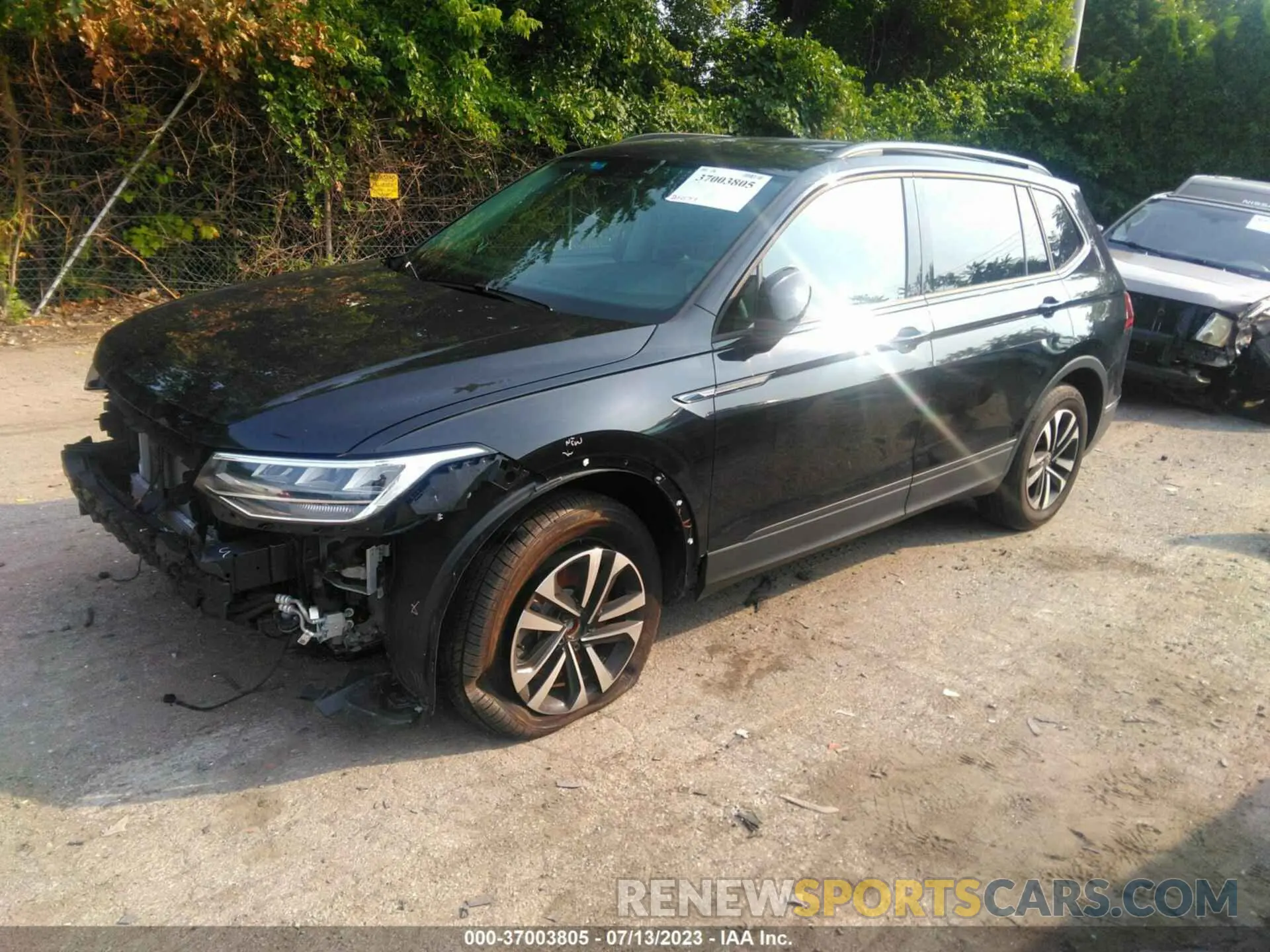 2 Photograph of a damaged car 3VV0B7AX7NM108555 VOLKSWAGEN TIGUAN 2022