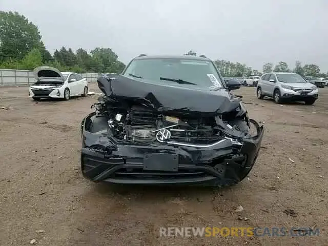 13 Photograph of a damaged car 3VV0B7AX9NM058029 VOLKSWAGEN TIGUAN 2022