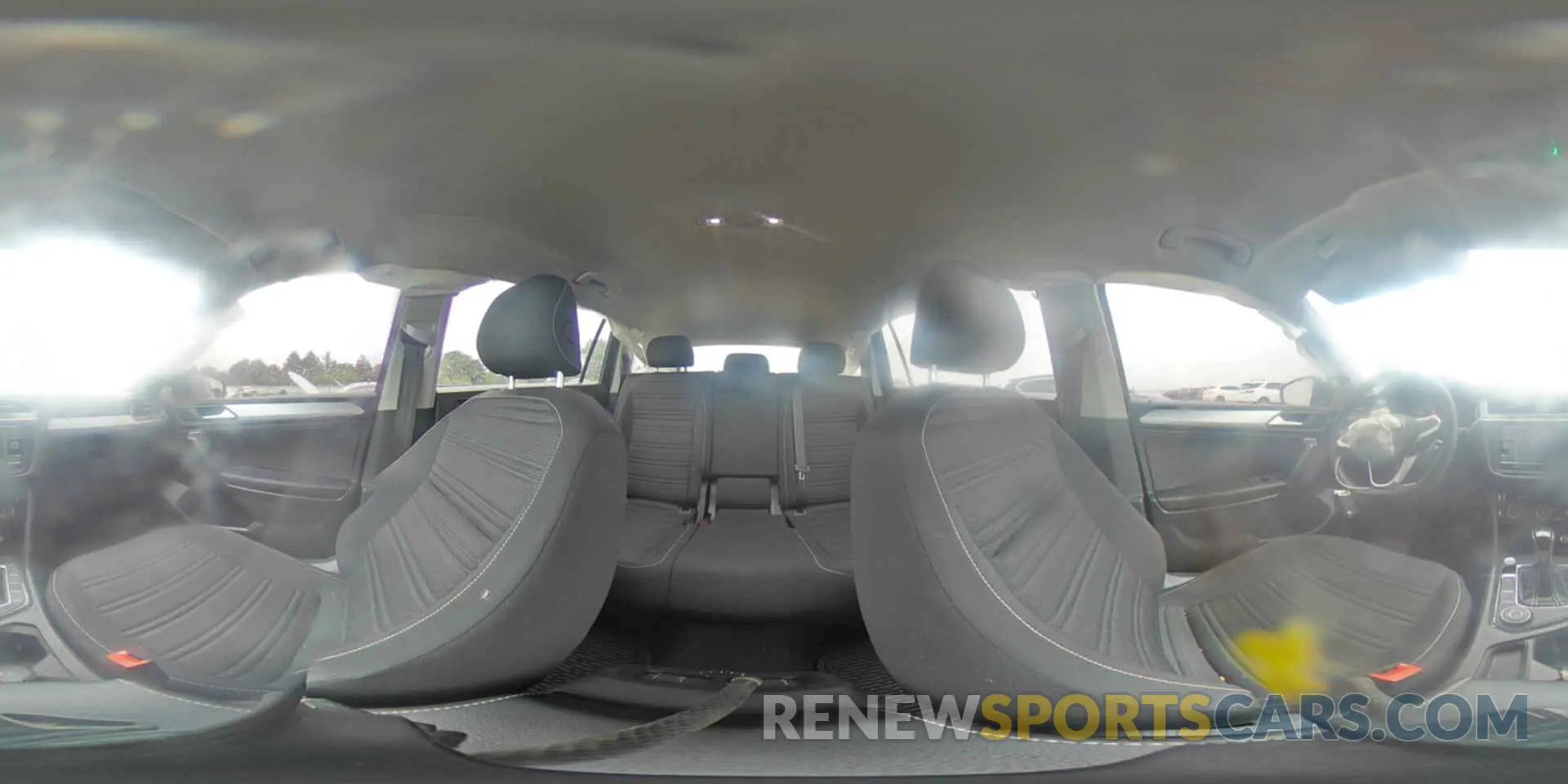 14 Photograph of a damaged car 3VV0B7AX9NM058029 VOLKSWAGEN TIGUAN 2022