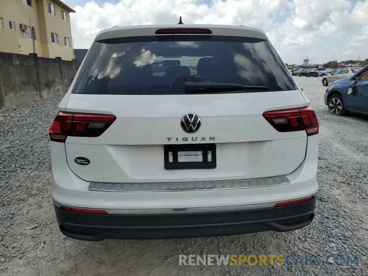 6 Photograph of a damaged car 3VV1B7AX5NM143020 VOLKSWAGEN TIGUAN 2022