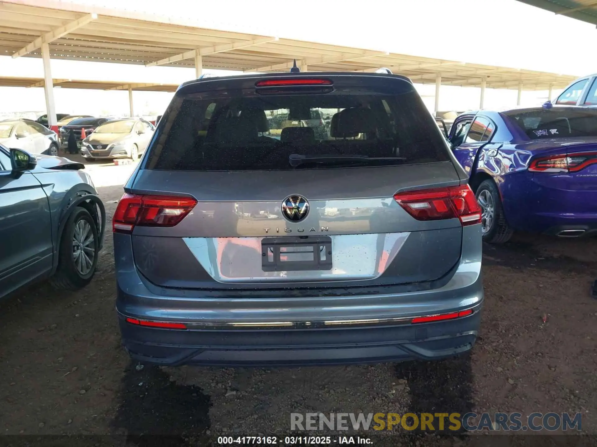 16 Photograph of a damaged car 3VV1B7AX8NM146414 VOLKSWAGEN TIGUAN 2022