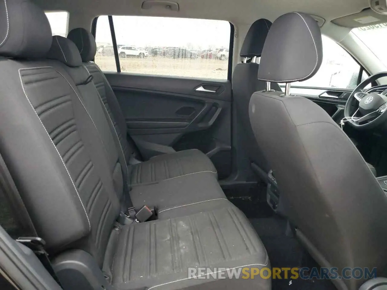 12 Photograph of a damaged car 3VV1B7AX9NM034513 VOLKSWAGEN TIGUAN 2022
