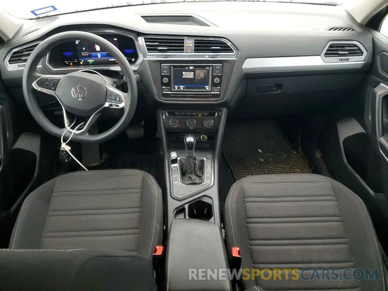 8 Photograph of a damaged car 3VV1B7AX9NM034513 VOLKSWAGEN TIGUAN 2022