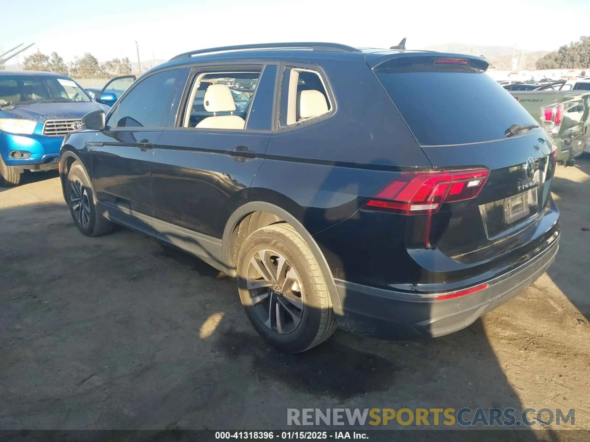 3 Photograph of a damaged car 3VV1B7AX9NM124552 VOLKSWAGEN TIGUAN 2022