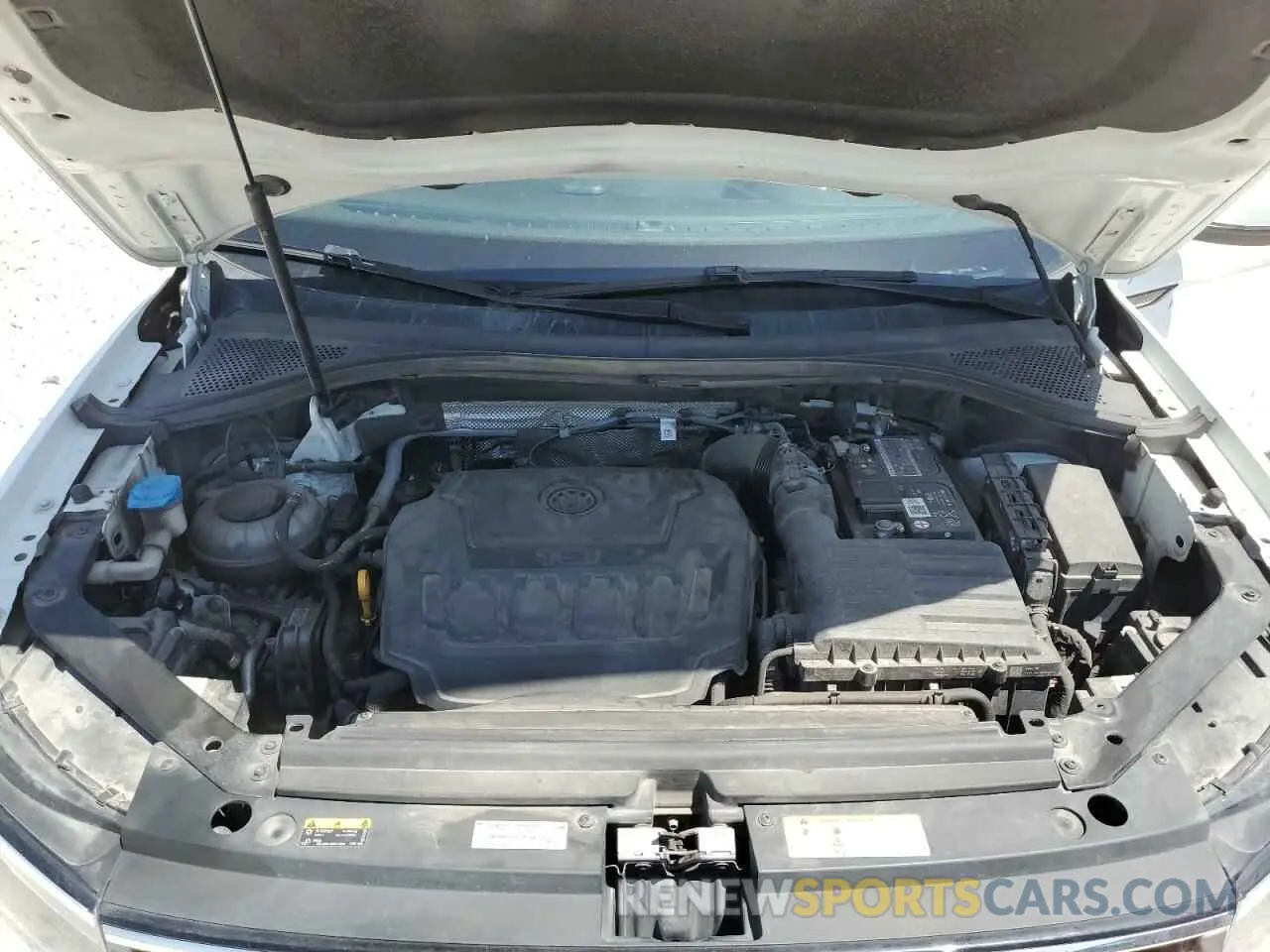 12 Photograph of a damaged car 3VV1B7AXXNM011256 VOLKSWAGEN TIGUAN 2022