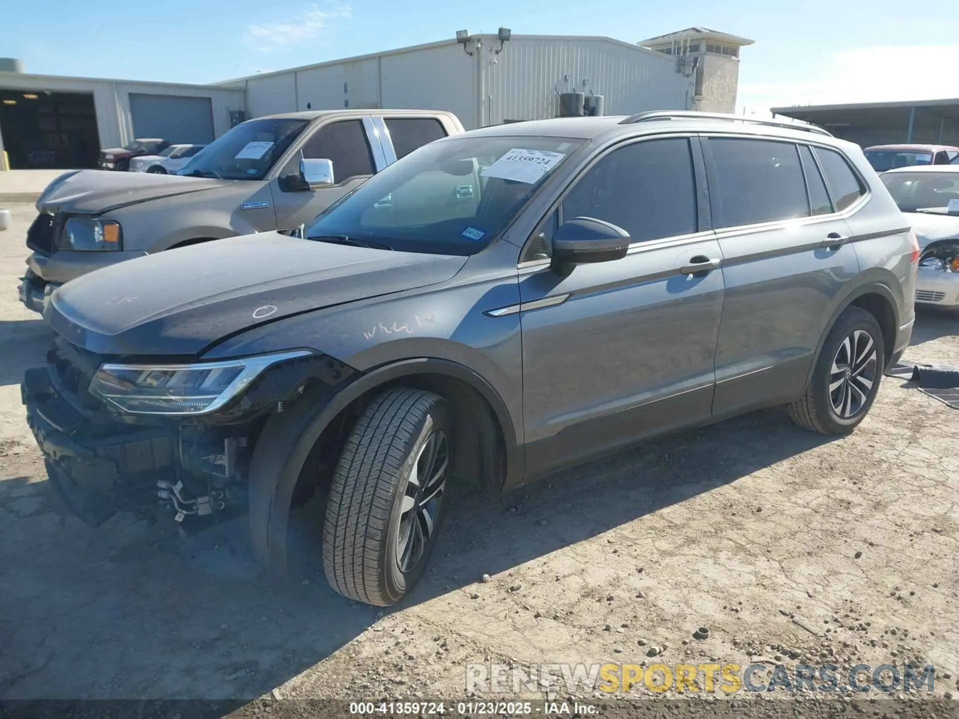 2 Photograph of a damaged car 3VV1B7AXXNM164123 VOLKSWAGEN TIGUAN 2022