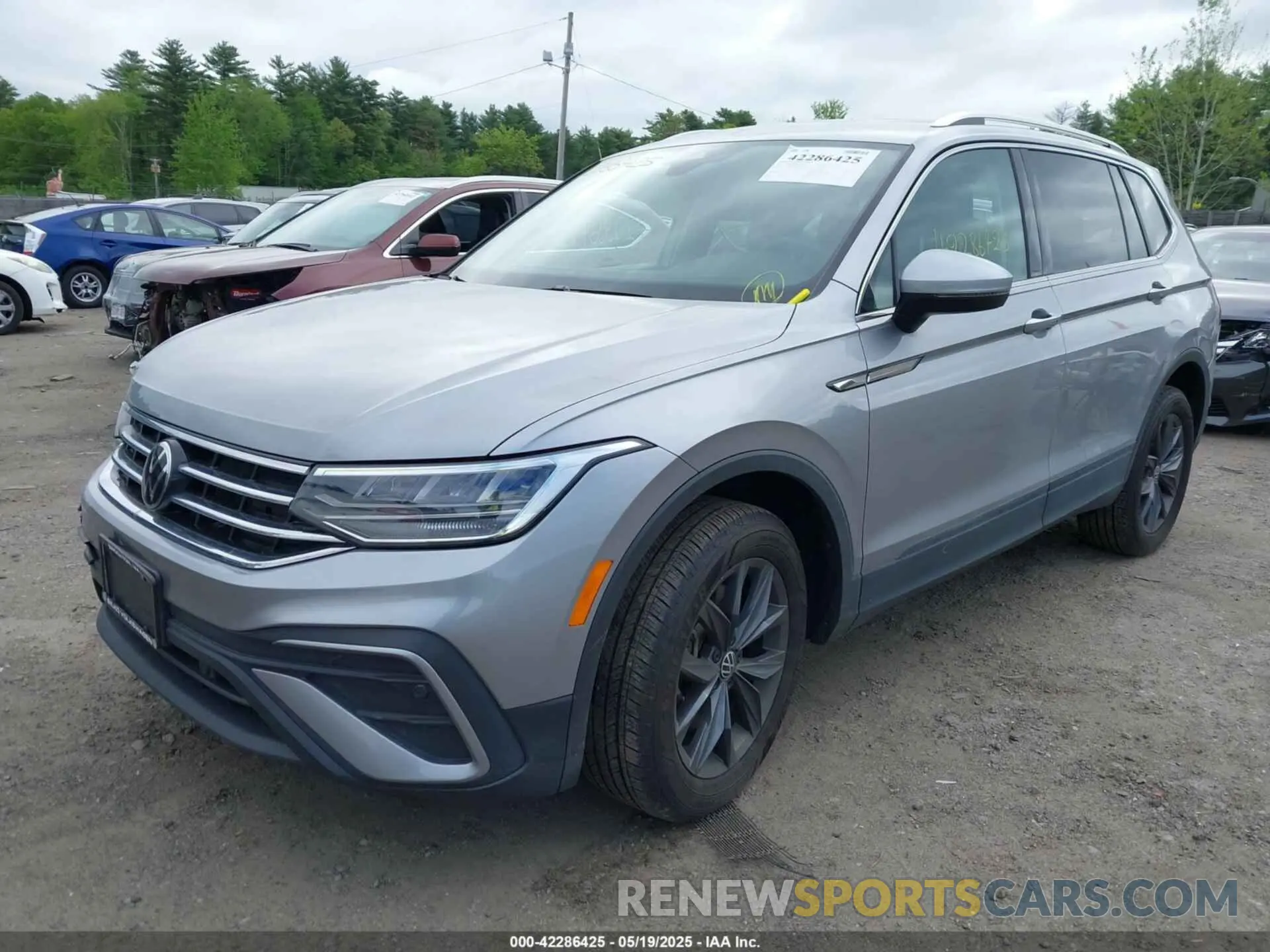2 Photograph of a damaged car 3VV2B7AX0NM158691 VOLKSWAGEN TIGUAN 2022