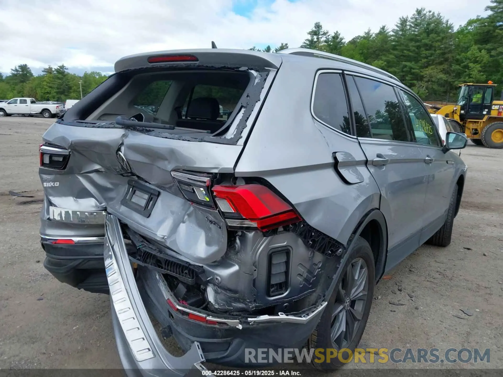 4 Photograph of a damaged car 3VV2B7AX0NM158691 VOLKSWAGEN TIGUAN 2022