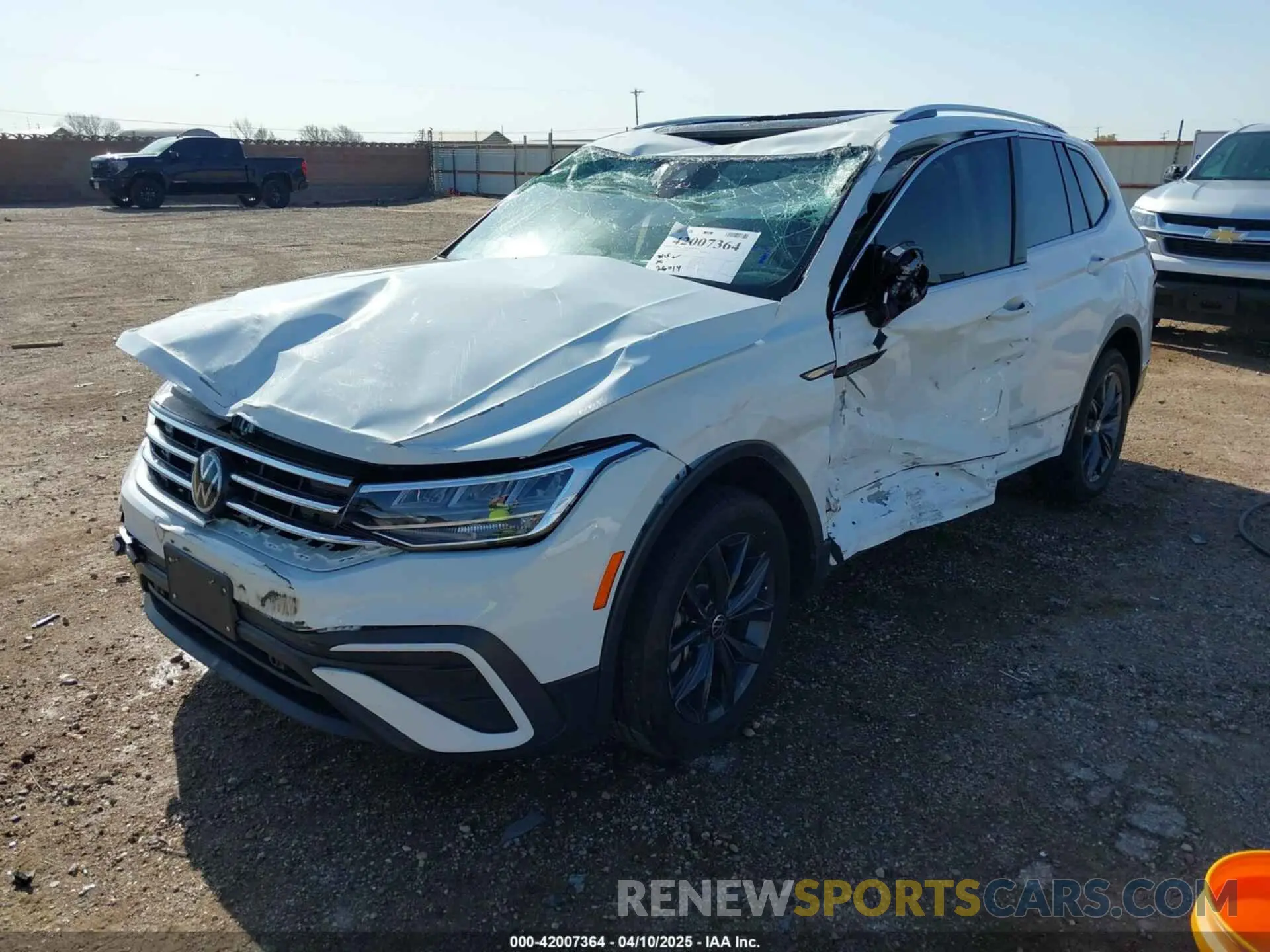6 Photograph of a damaged car 3VV2B7AX2NM010932 VOLKSWAGEN TIGUAN 2022