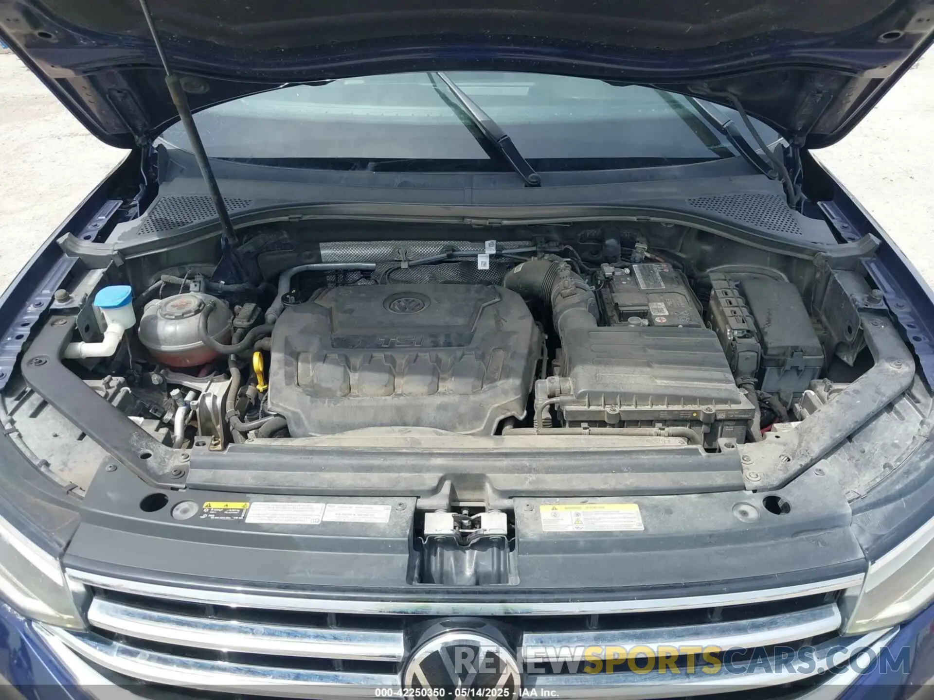 10 Photograph of a damaged car 3VV2B7AX2NM051870 VOLKSWAGEN TIGUAN 2022