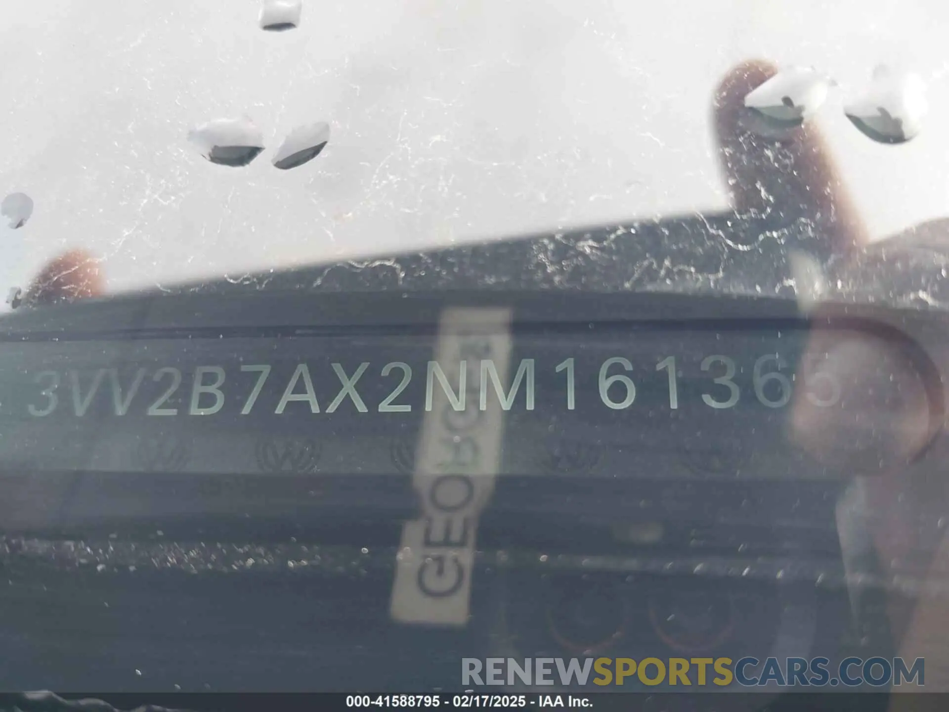9 Photograph of a damaged car 3VV2B7AX2NM161365 VOLKSWAGEN TIGUAN 2022
