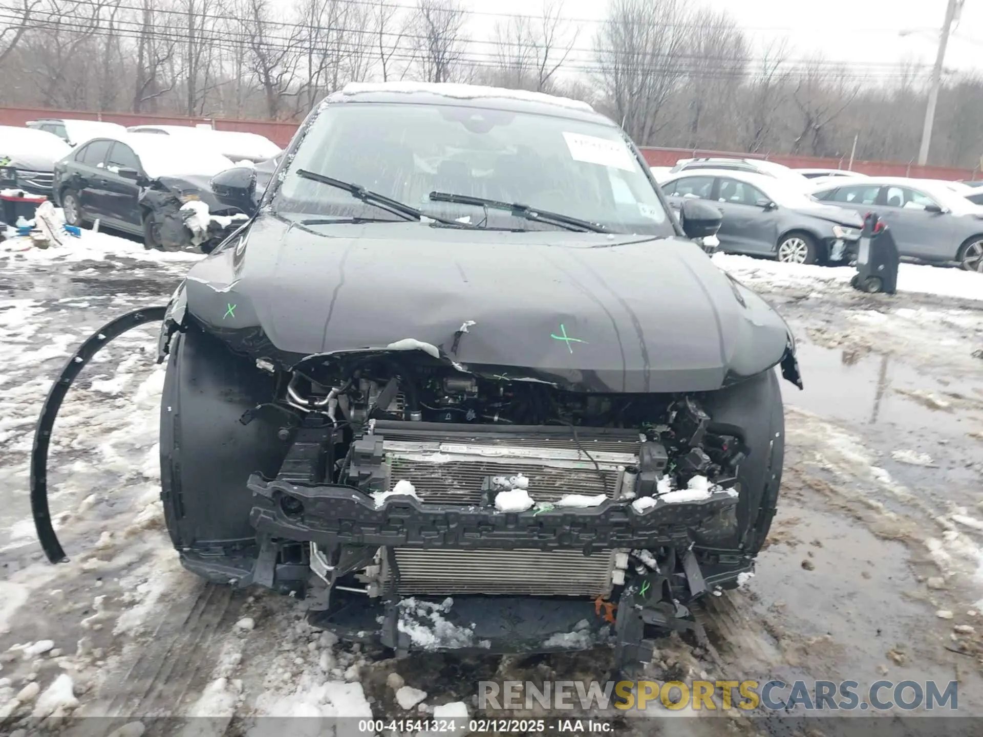 12 Photograph of a damaged car 3VV2B7AX3NM070010 VOLKSWAGEN TIGUAN 2022