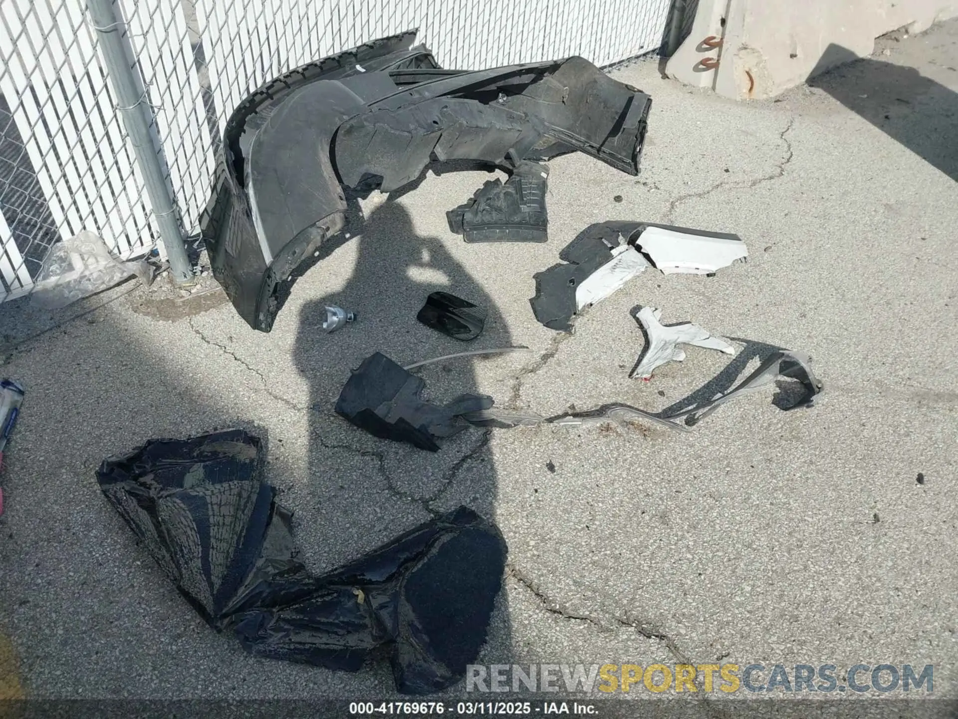 12 Photograph of a damaged car 3VV2B7AX4NM118467 VOLKSWAGEN TIGUAN 2022