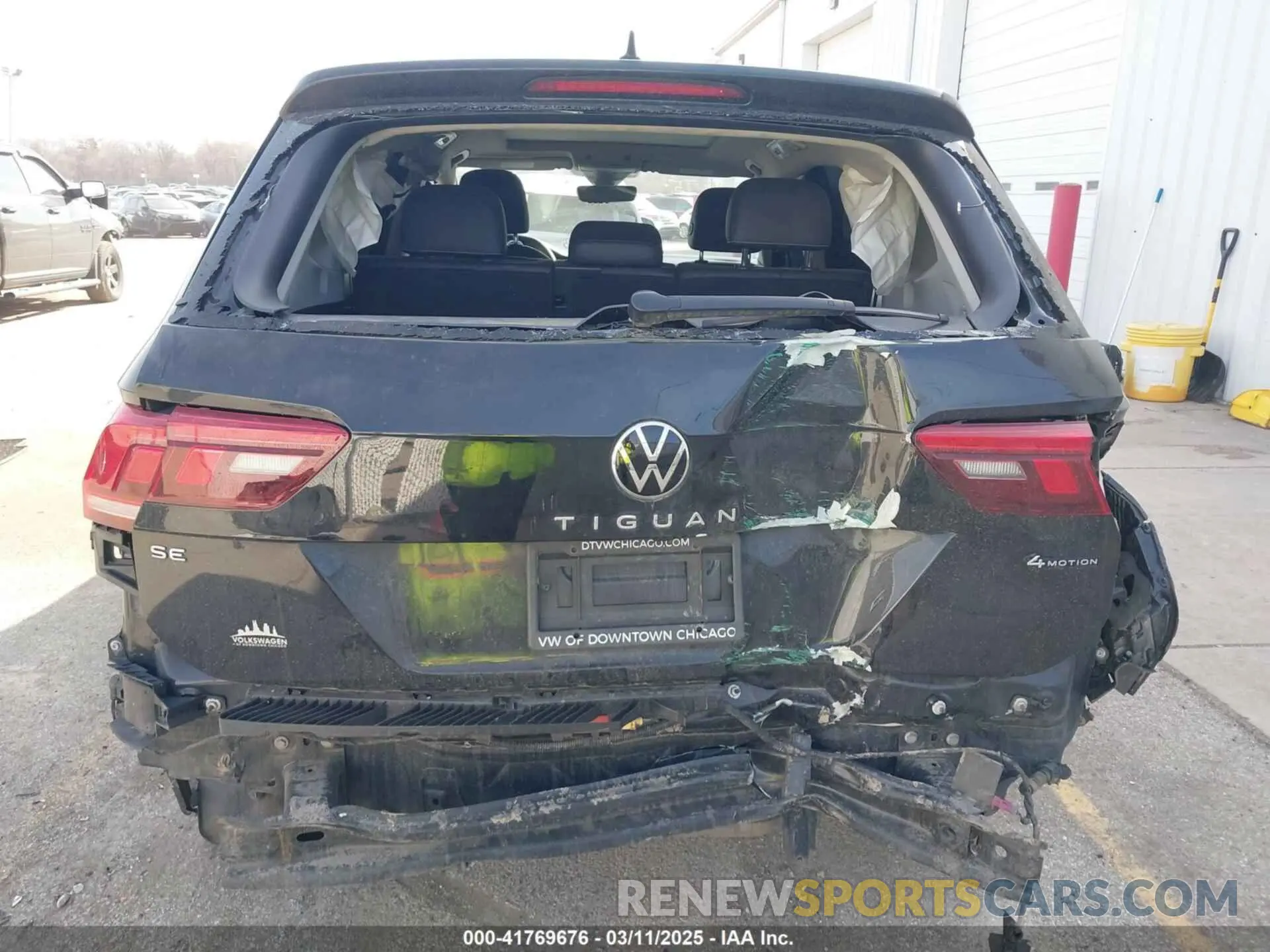 6 Photograph of a damaged car 3VV2B7AX4NM118467 VOLKSWAGEN TIGUAN 2022